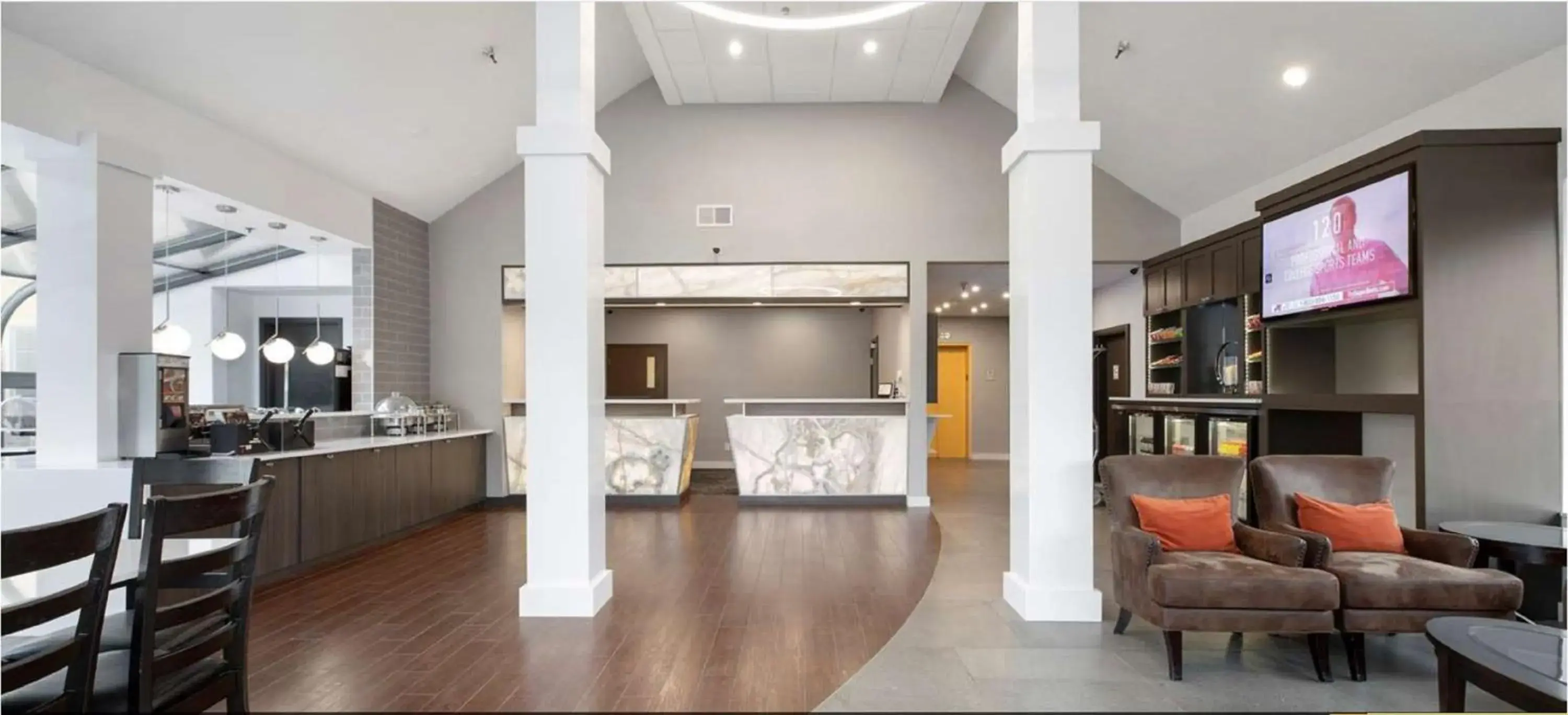 Lobby or reception in Best Western Plus Parkway Inn Lobby or reception in Best Western Plus Parkway Inn