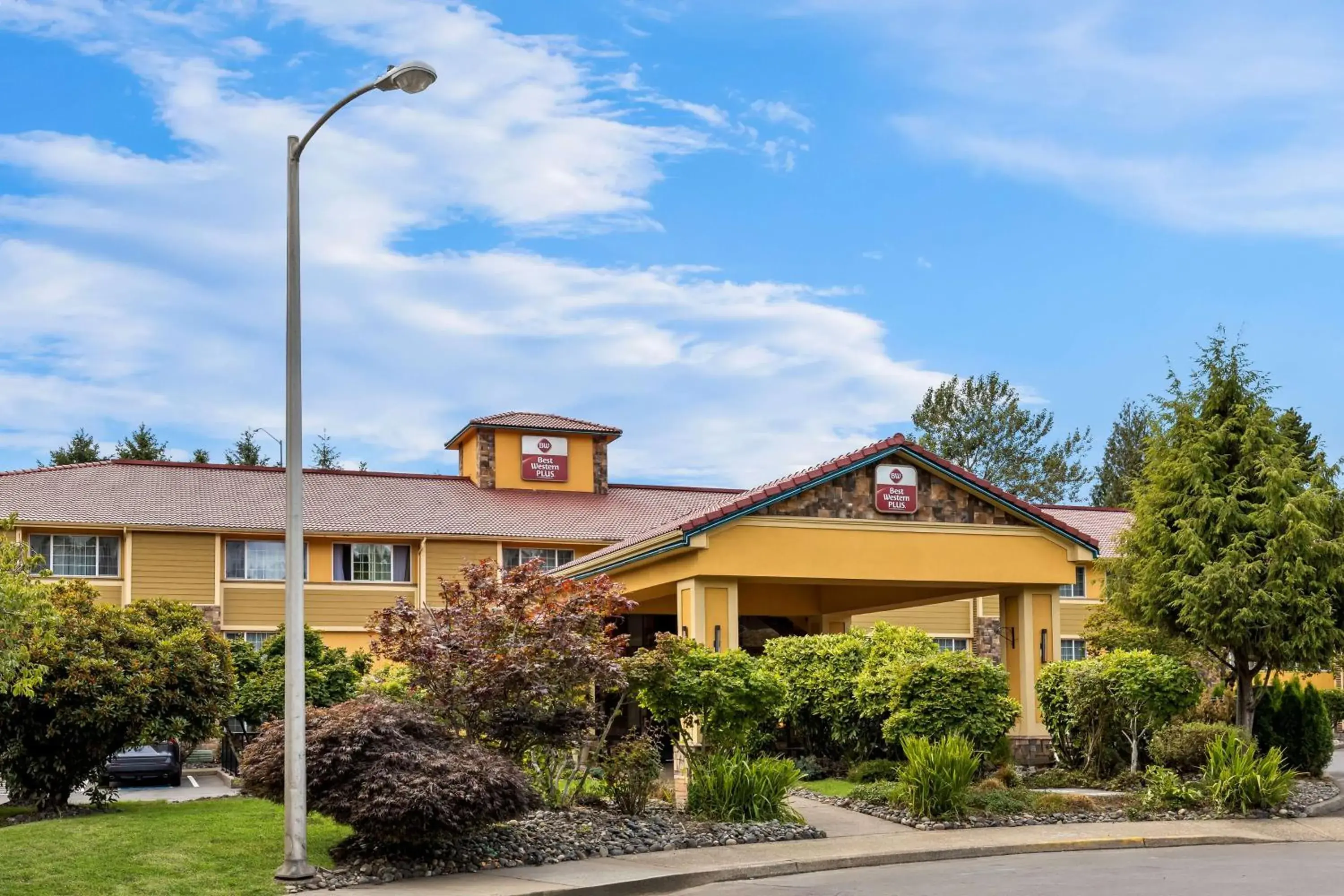 Property building in Best Western Plus Parkway Inn Property building in Best Western Plus Parkway Inn