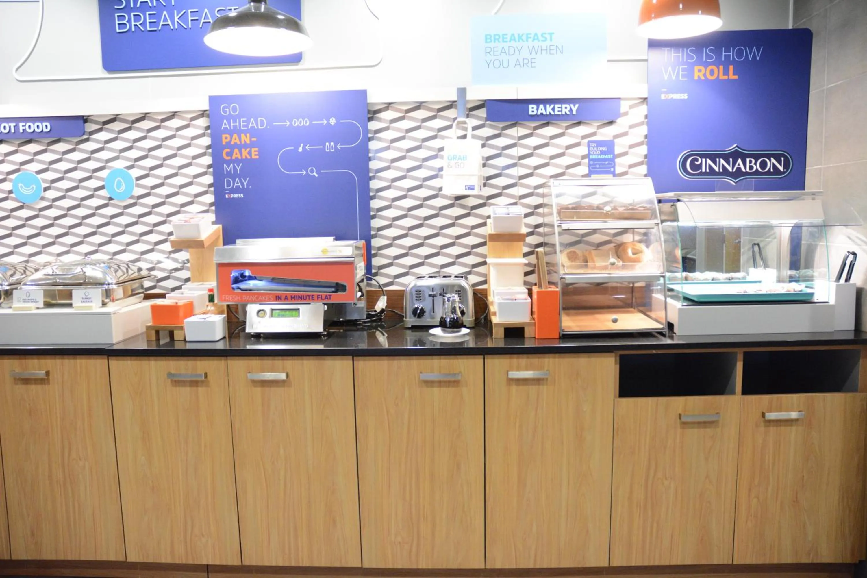 Breakfast in Holiday Inn Express Stamford, an IHG Hotel