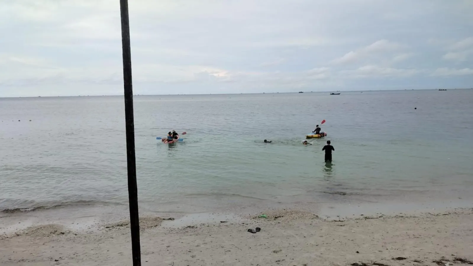 Madu Tiga Beach and Resort