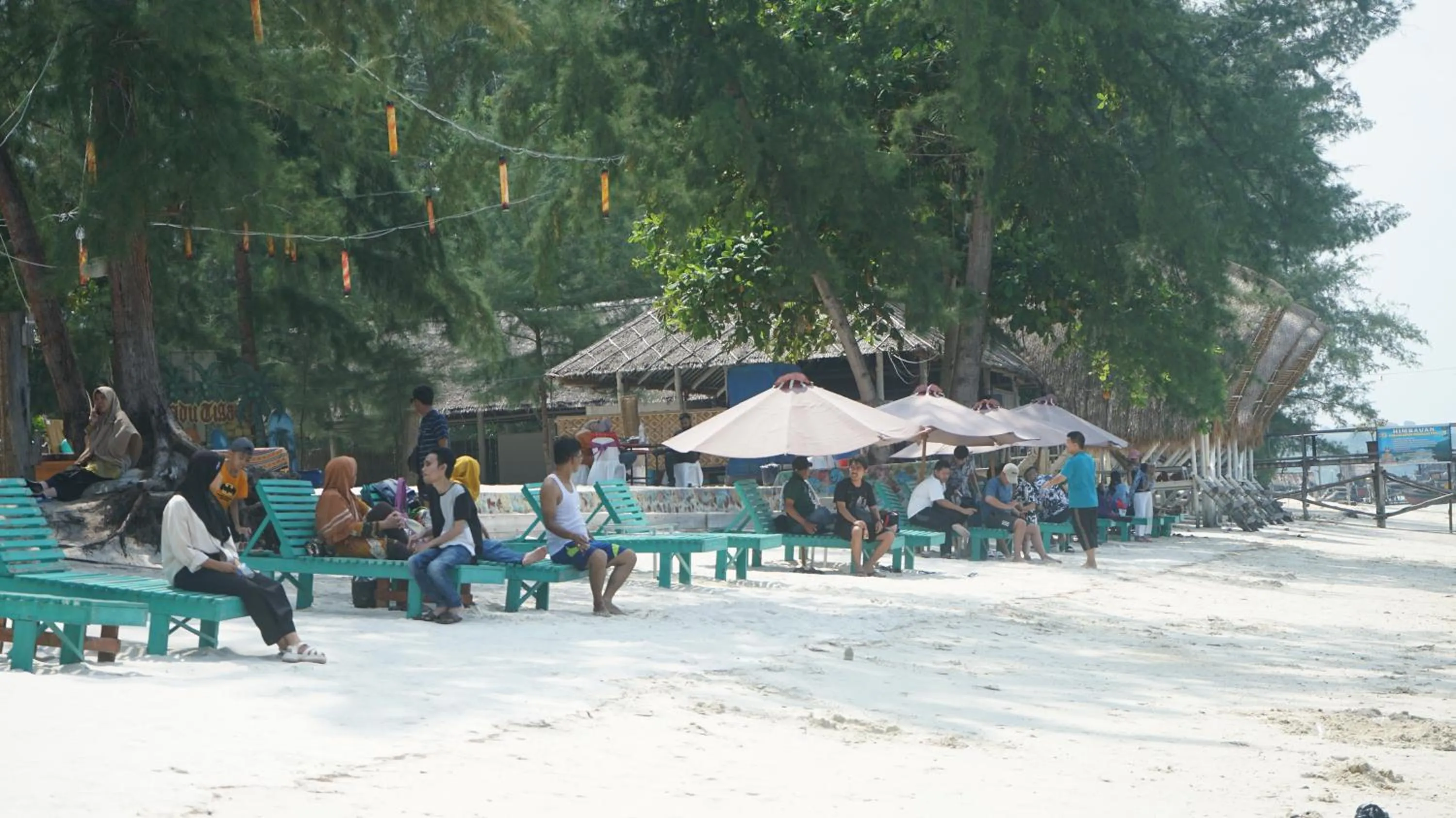 Madu Tiga Beach and Resort