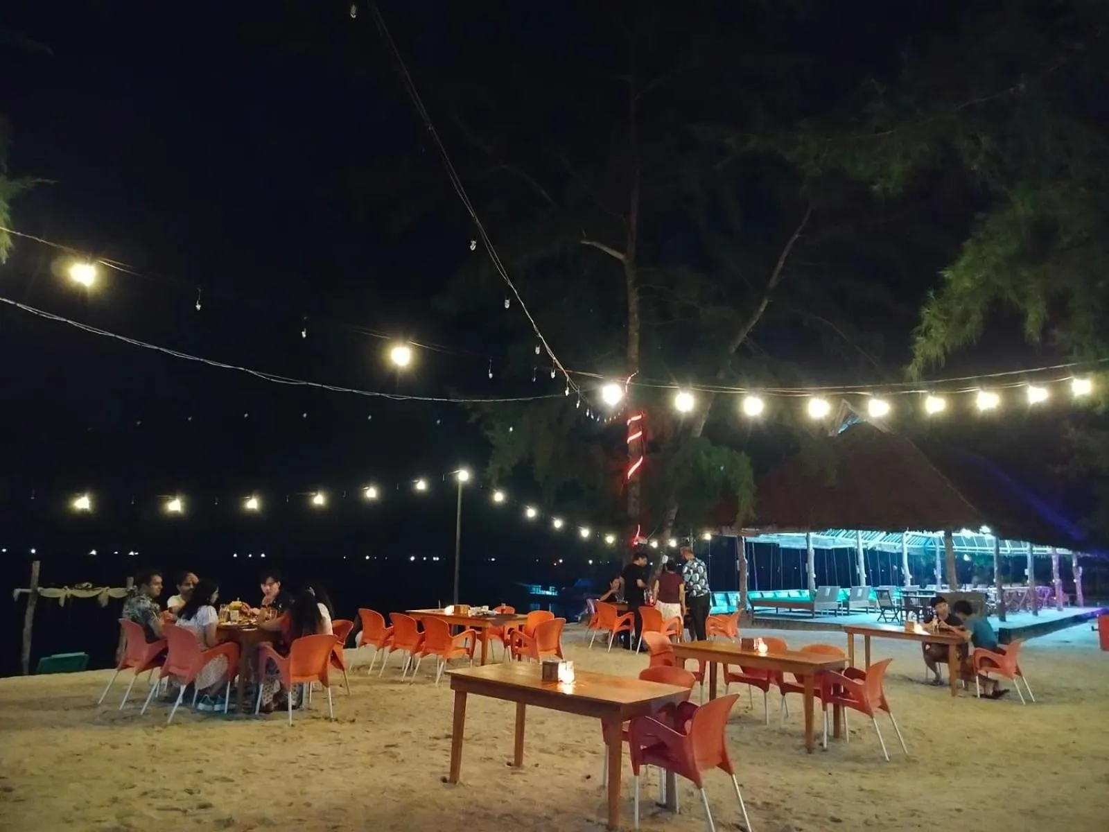 Madu Tiga Beach and Resort