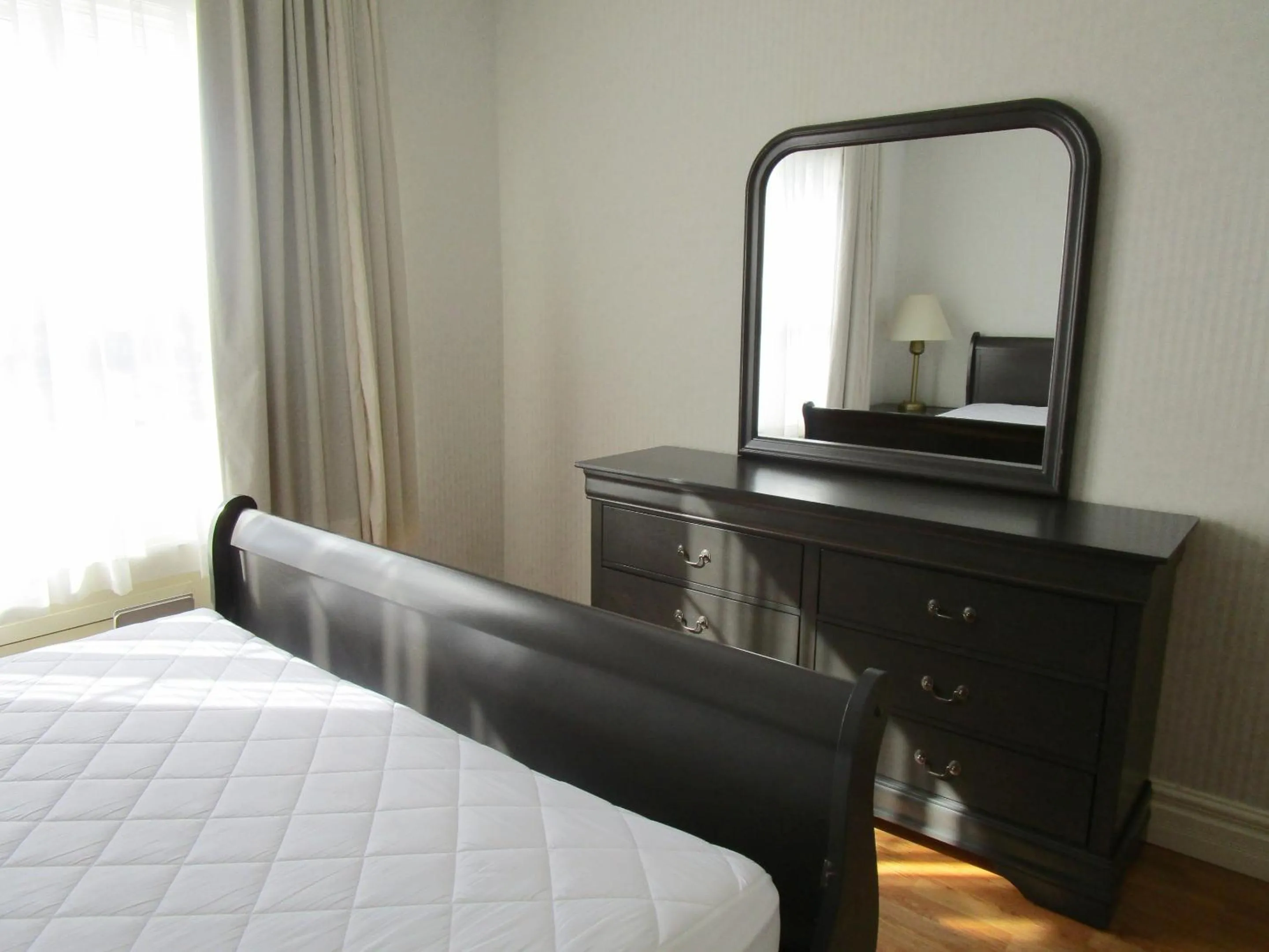 Bedroom, Bed in Claymore Inn and Suites