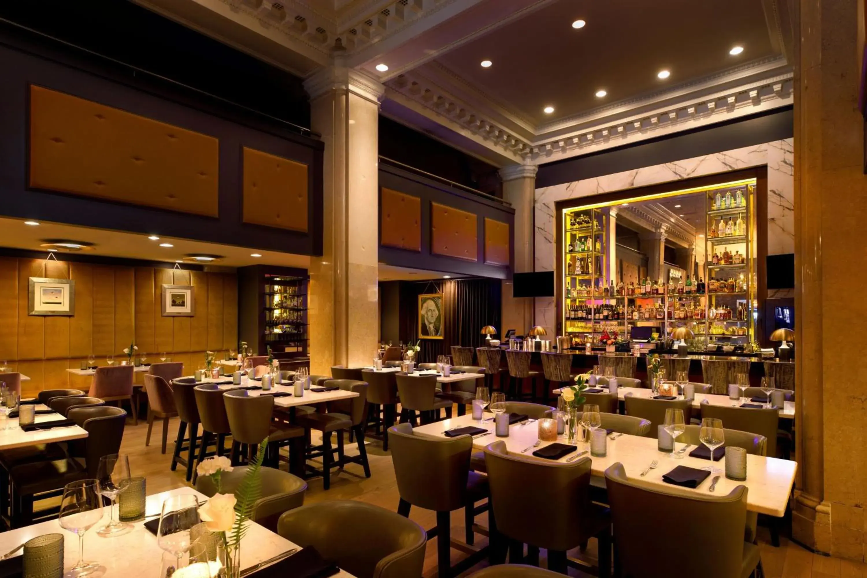 Restaurant/places to eat in Ambassador Hotel Kansas City, Autograph Collection Restaurant/places to eat in Ambassador Hotel Kansas City, Autograph Collection