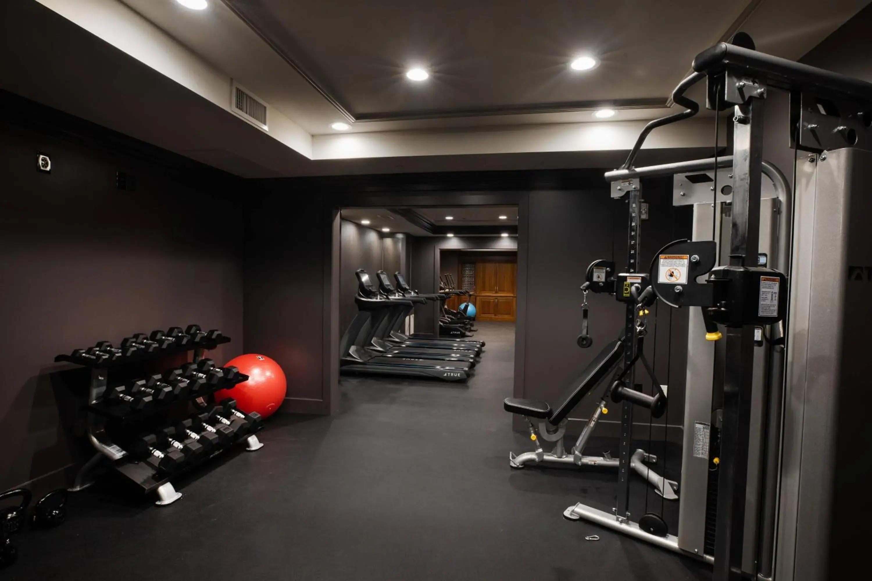 Fitness centre/facilities in Ambassador Hotel Kansas City, Autograph Collection Fitness centre/facilities in Ambassador Hotel Kansas City, Autograph Collection