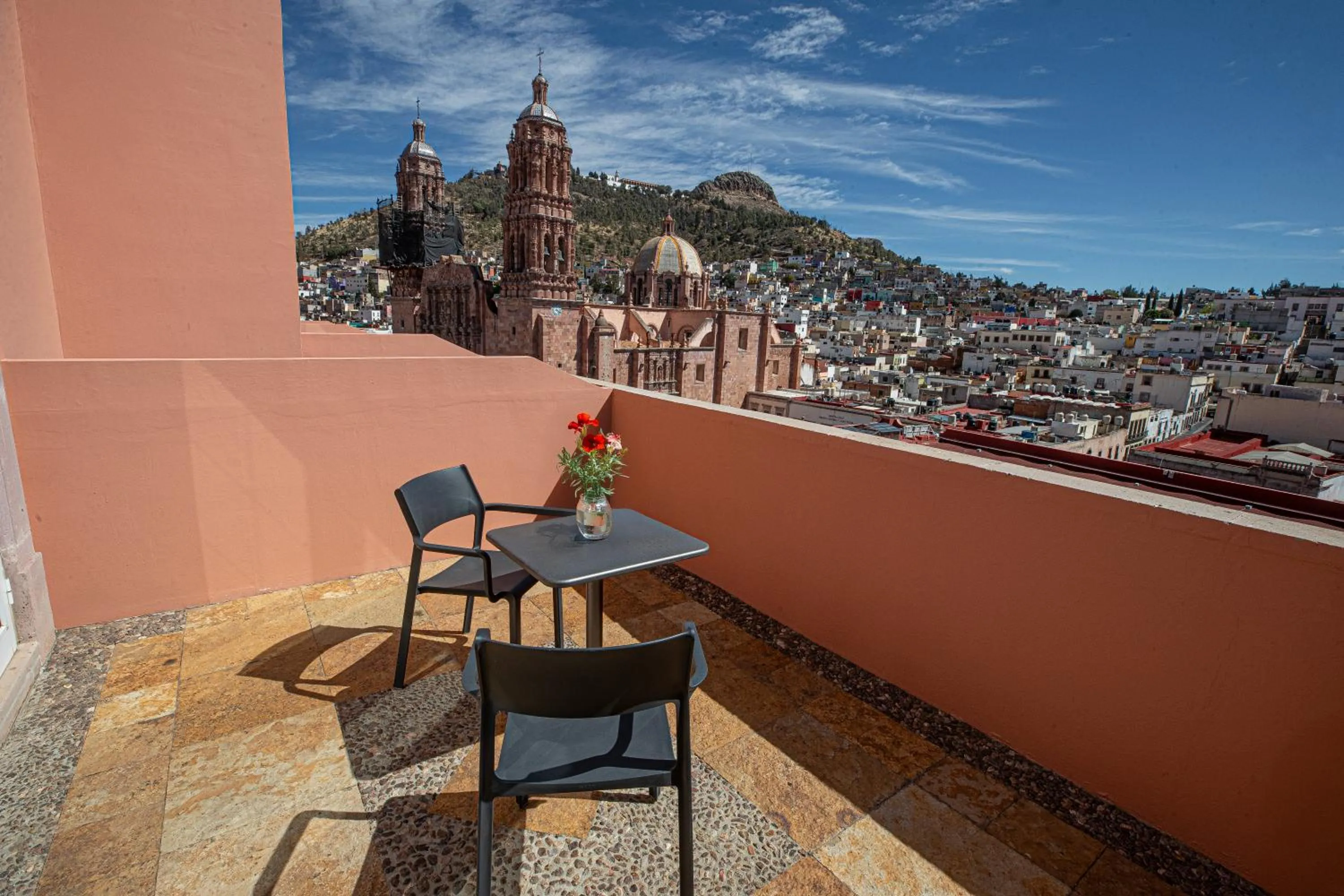 City view in Santa Rita Hotel del Arte