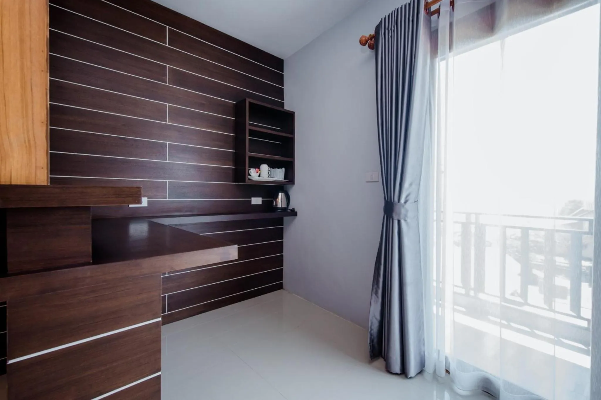 Photo of the whole room in Lanta Ray Bay Hotel