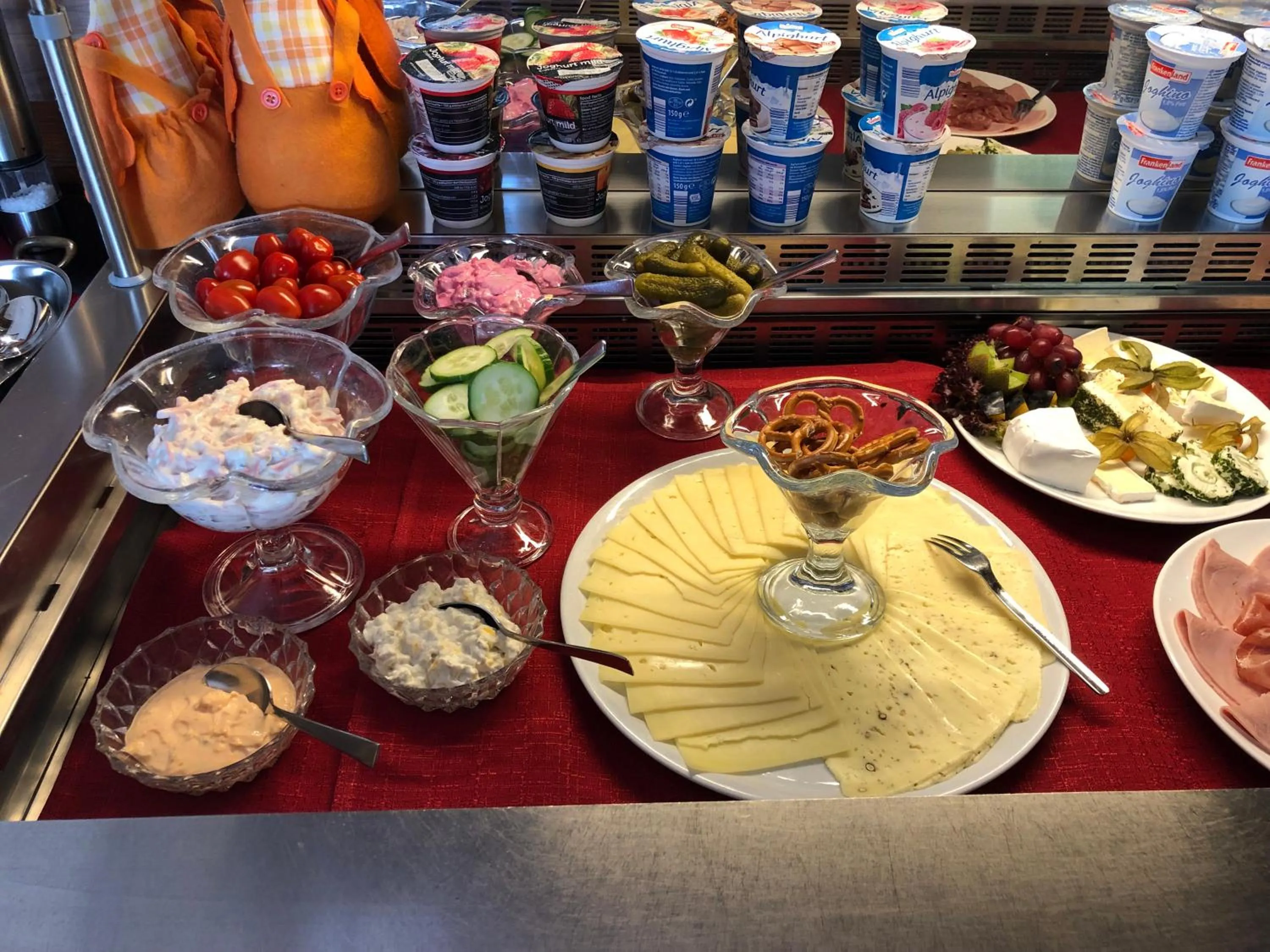 Buffet breakfast in Hotel Stadt Munster