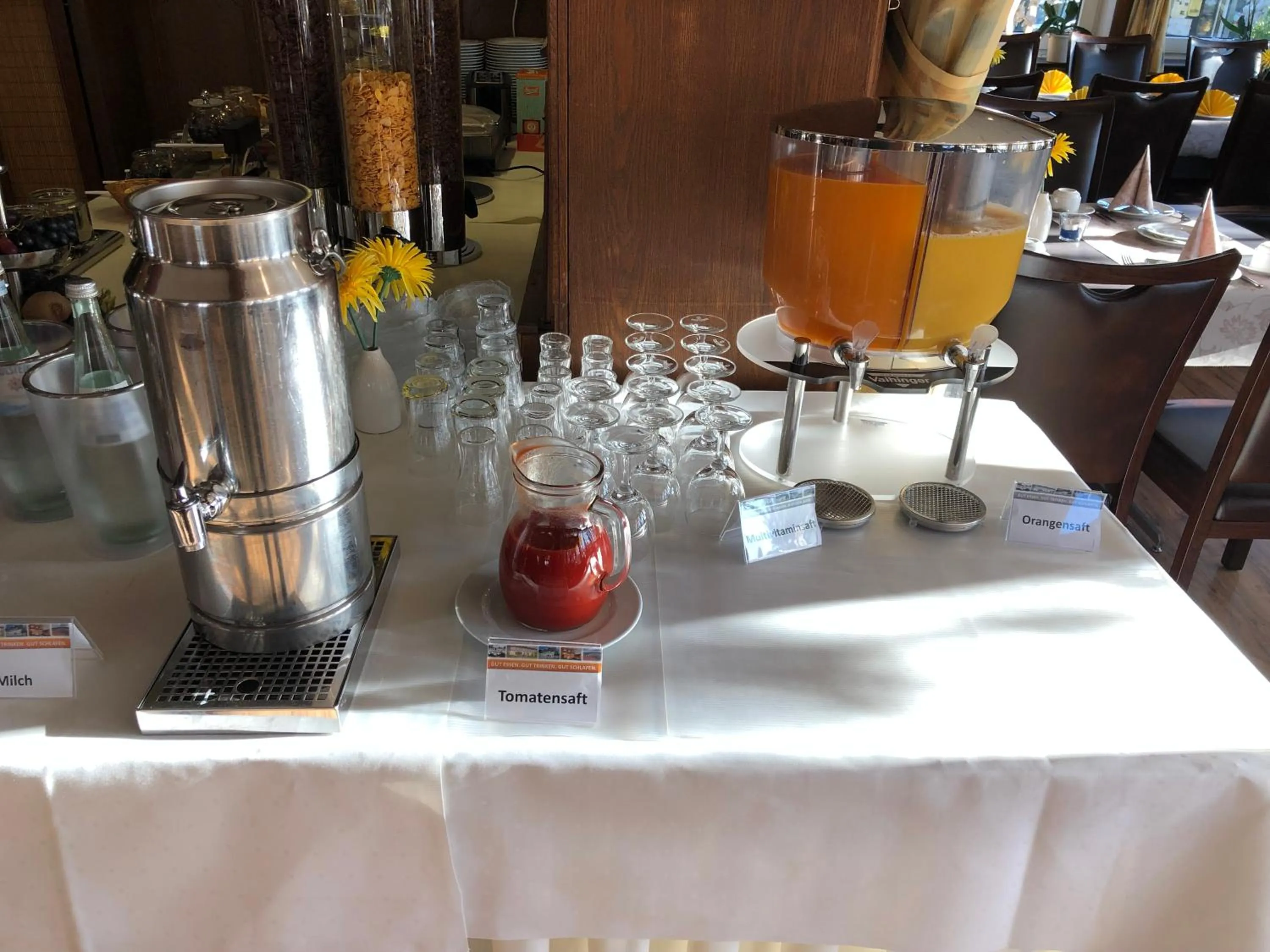 Buffet breakfast in Hotel Stadt Munster