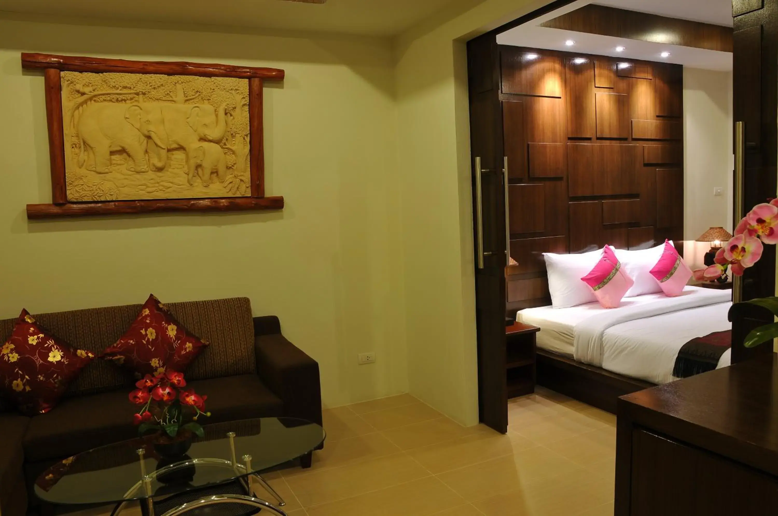 Bed in Boonjumnong Modern Apartment Bed in Boonjumnong Modern Apartment