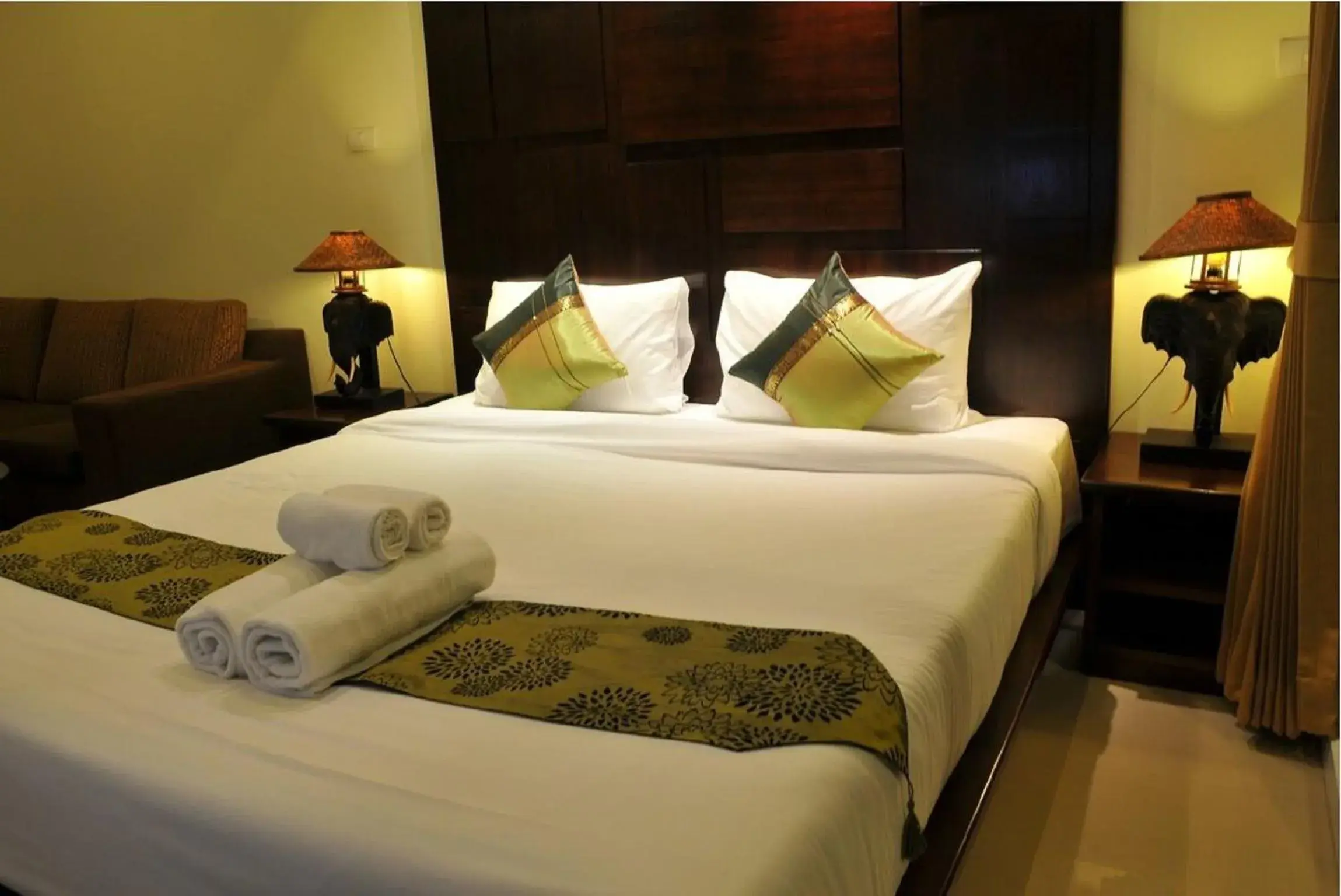 Bed in Boonjumnong Modern Apartment Bed in Boonjumnong Modern Apartment