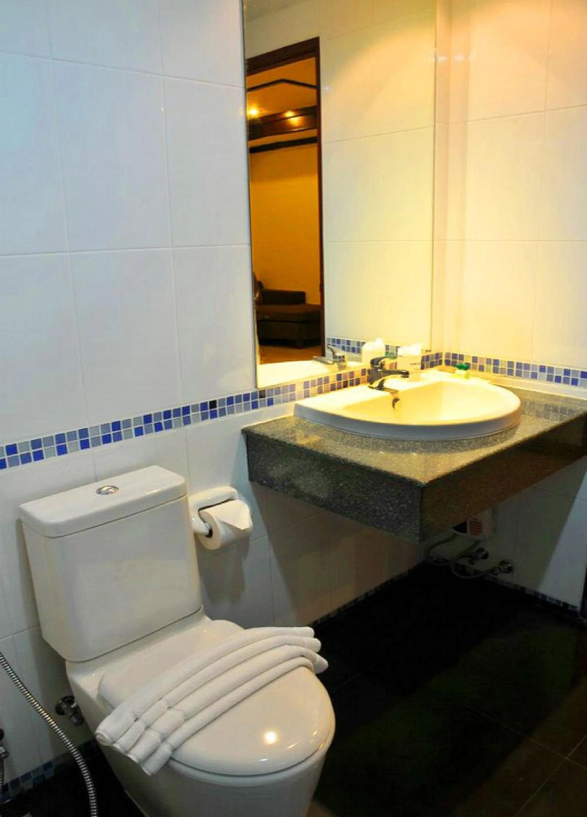 Bathroom in Boonjumnong Modern Apartment