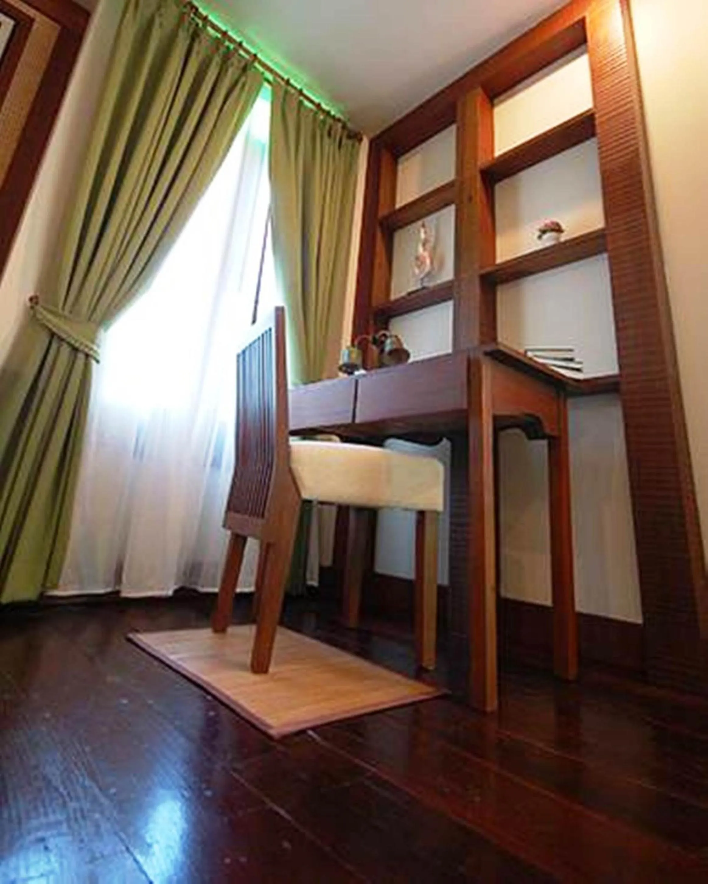 Seating area in Villa Korbhun Khinbua