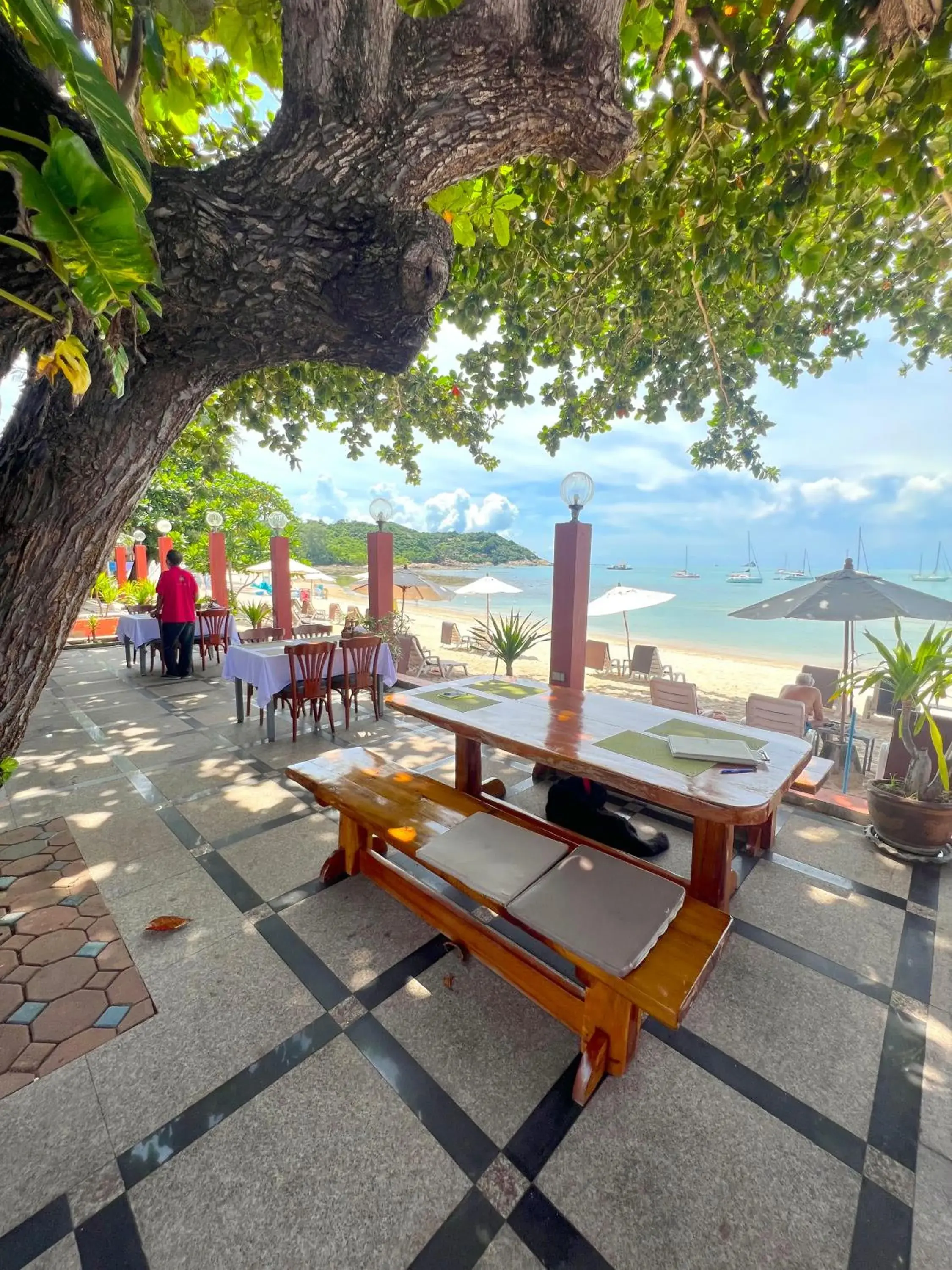 Restaurant/places to eat in PS Thana Resort Restaurant/places to eat in PS Thana Resort