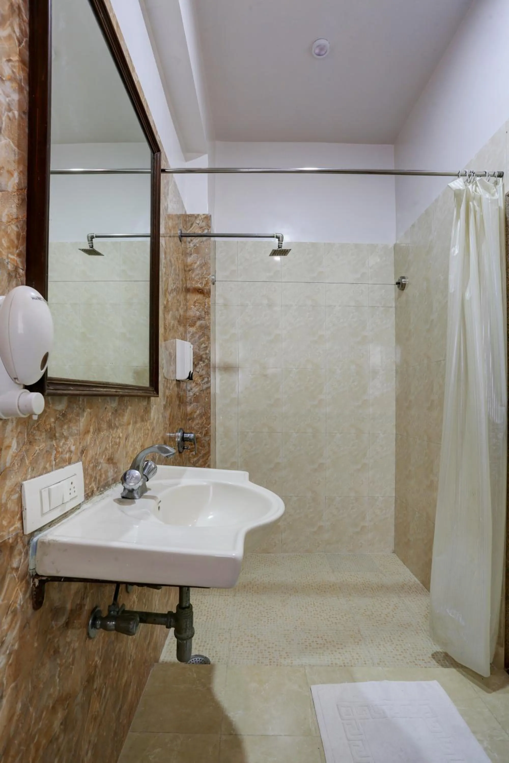 Bathroom in Accord Hotel