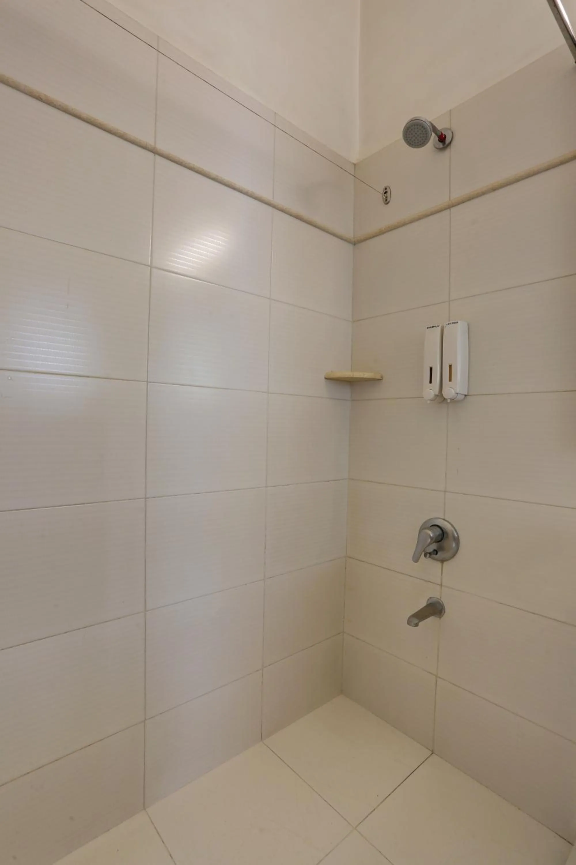 Shower in Accord Hotel