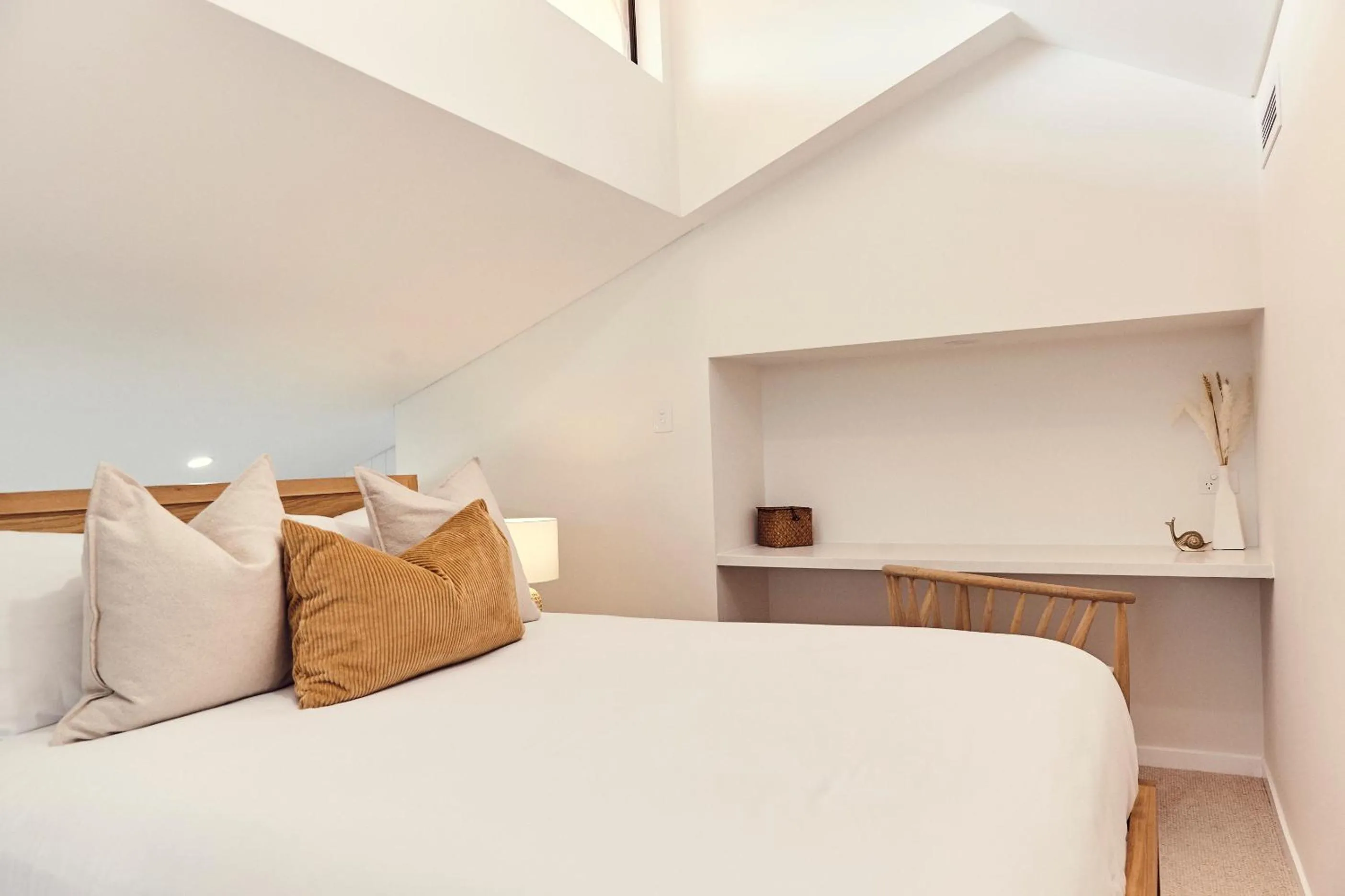 Bedroom, Bed in The Noosa Apartments