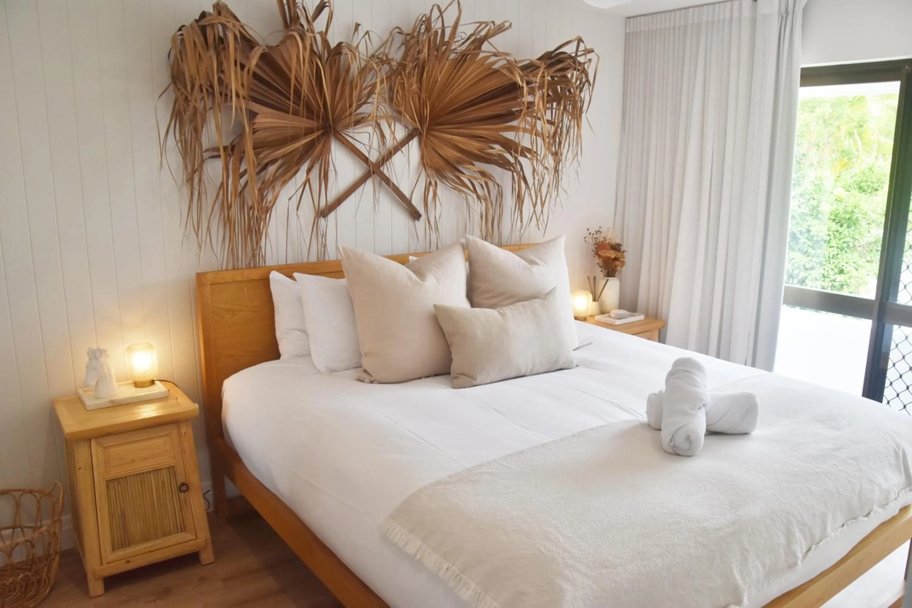 Bedroom, Bed in The Noosa Apartments