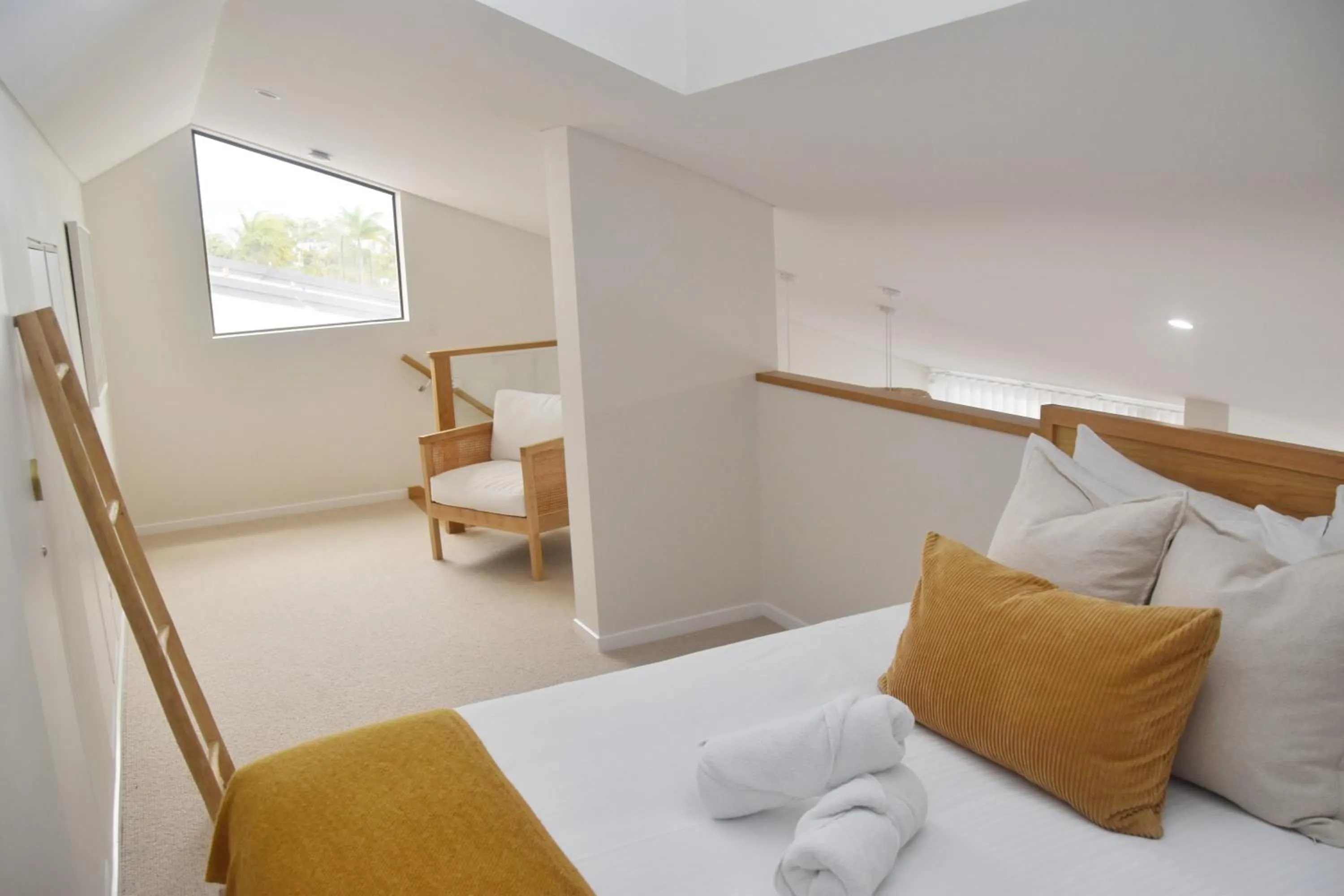 Bedroom, Bed in The Noosa Apartments