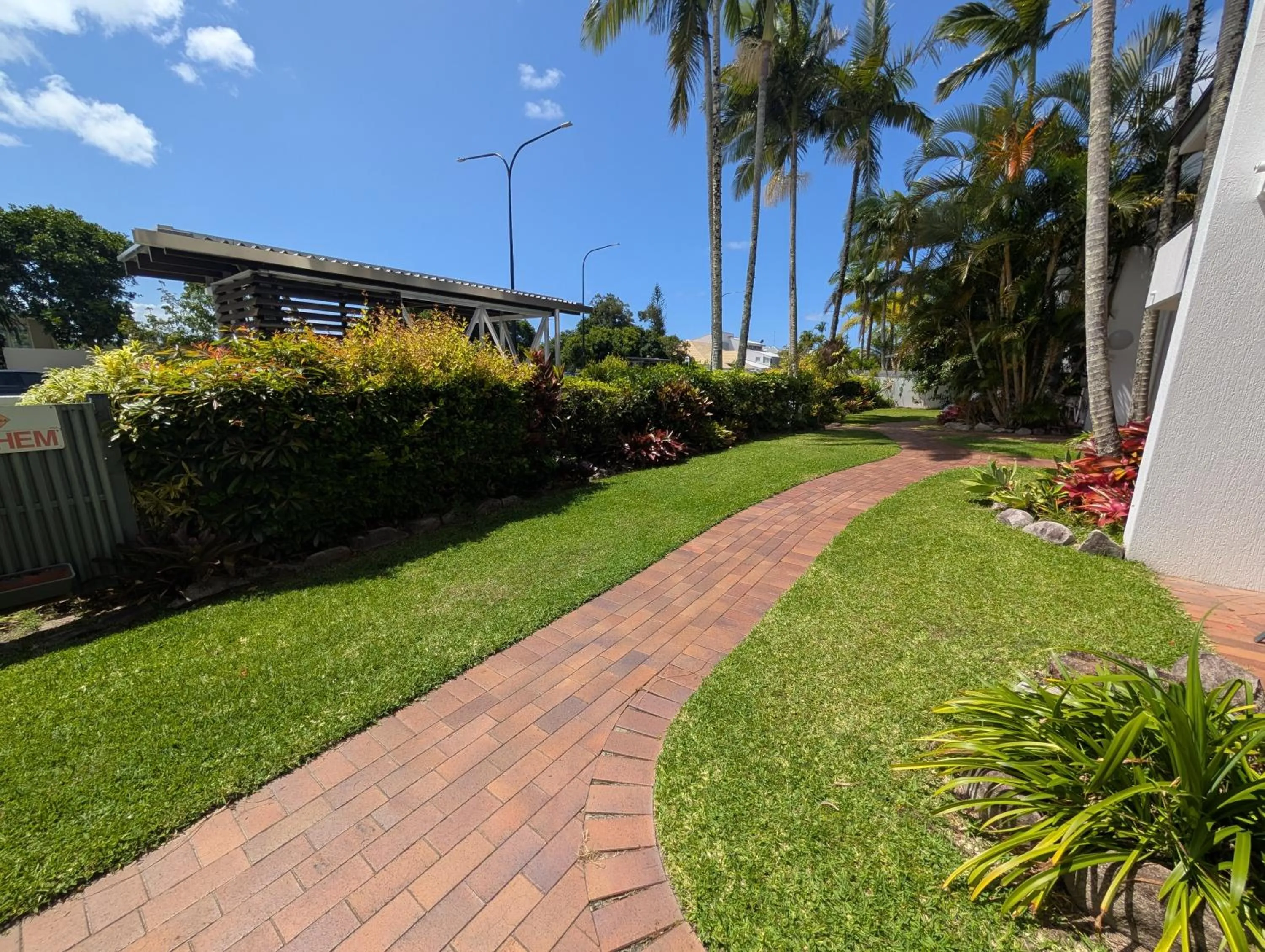 Garden in The Noosa Apartments