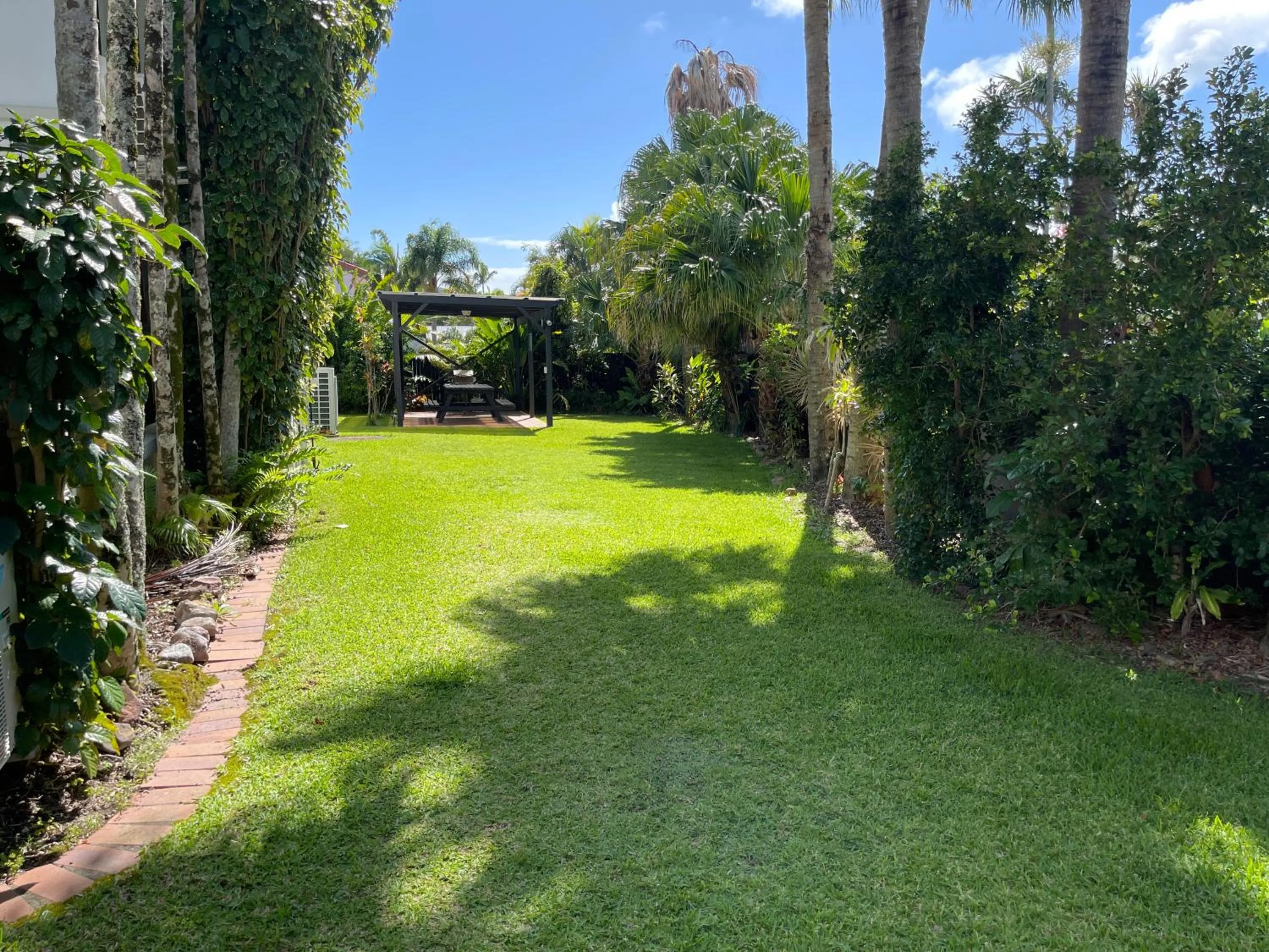 Garden in The Noosa Apartments