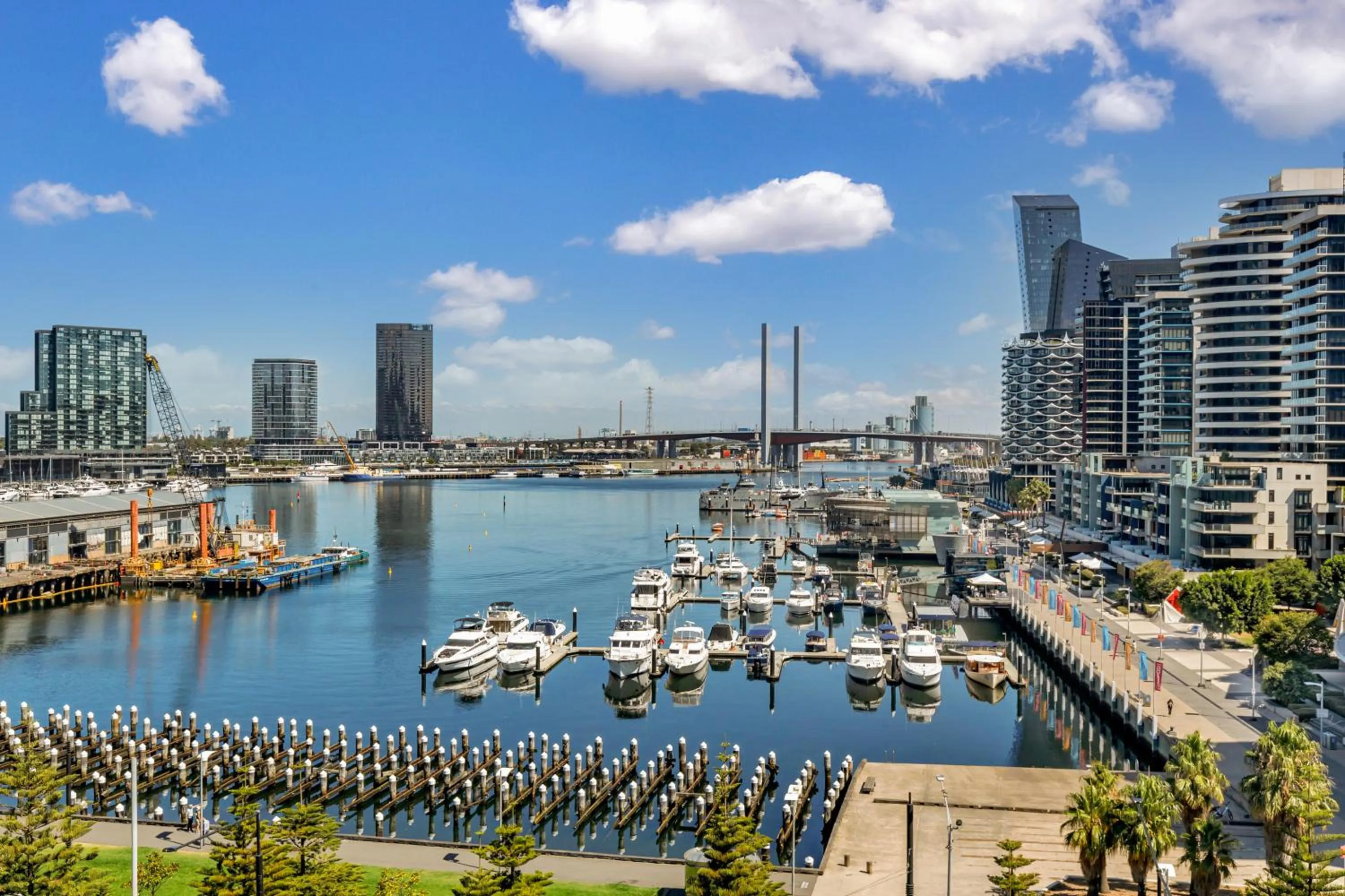 City view in Docklands Private Collection - City Harbour Apartments