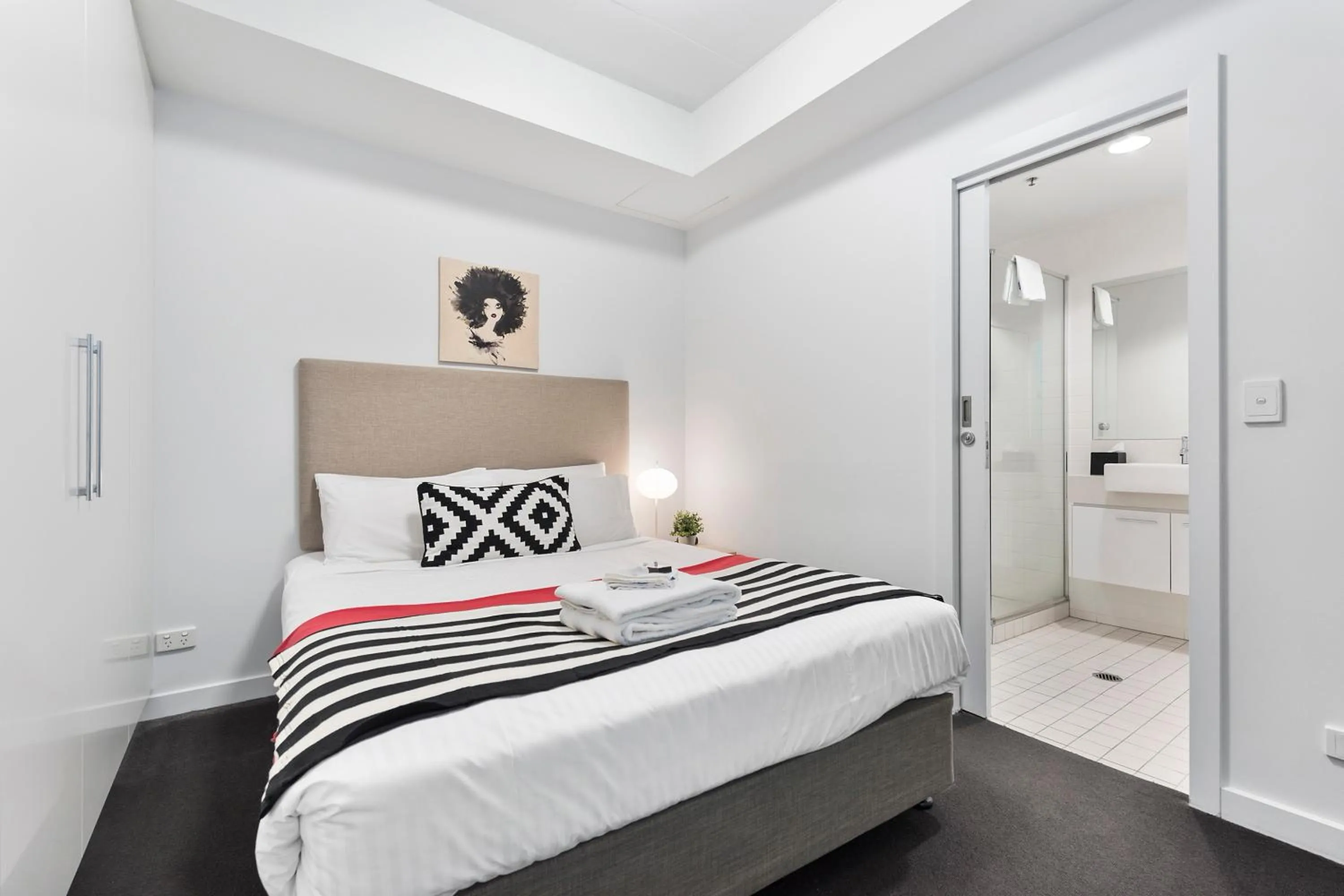 Bedroom, Bed in Docklands Private Collection - City Harbour Apartments