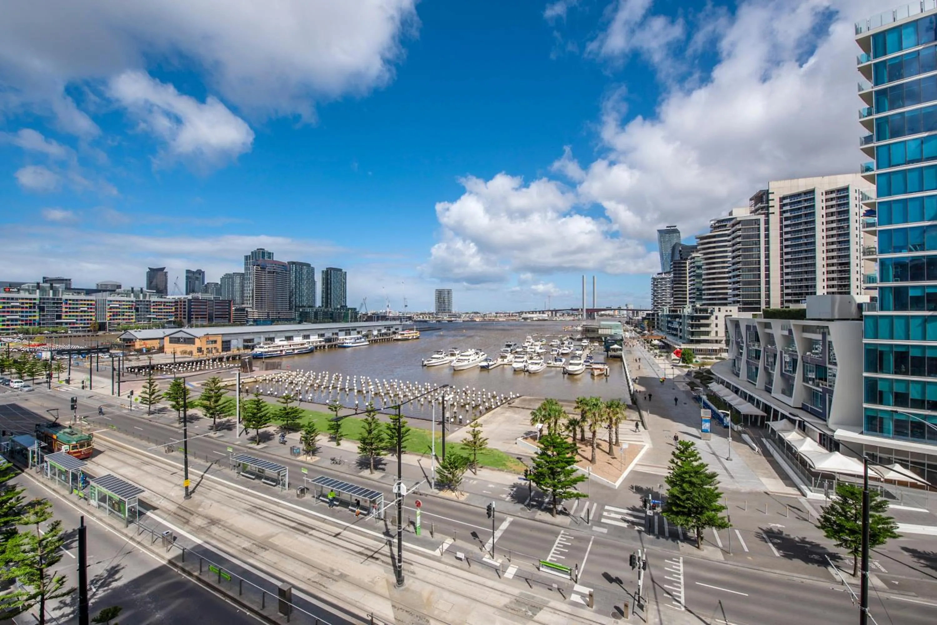 City view in Docklands Private Collection - City Harbour Apartments