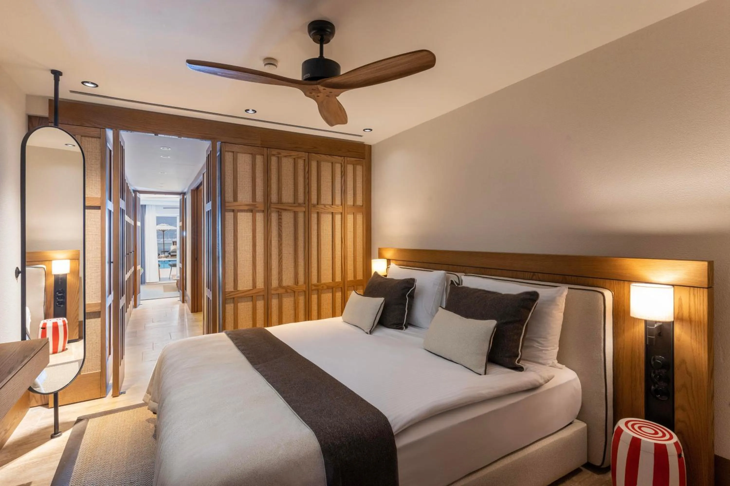 Bed in Avantgarde Refined Yalıkavak