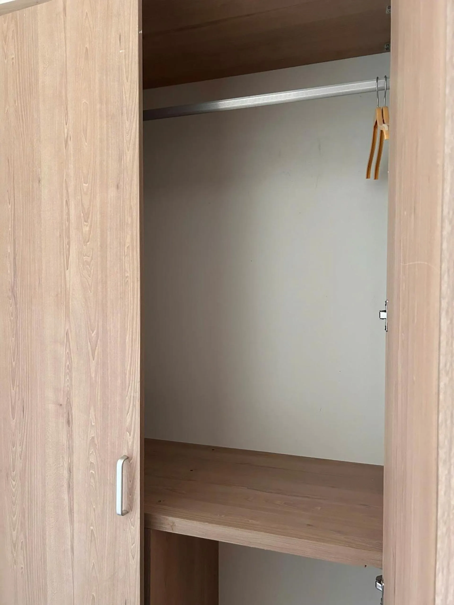 wardrobe in SOLEIL HOSTEL
