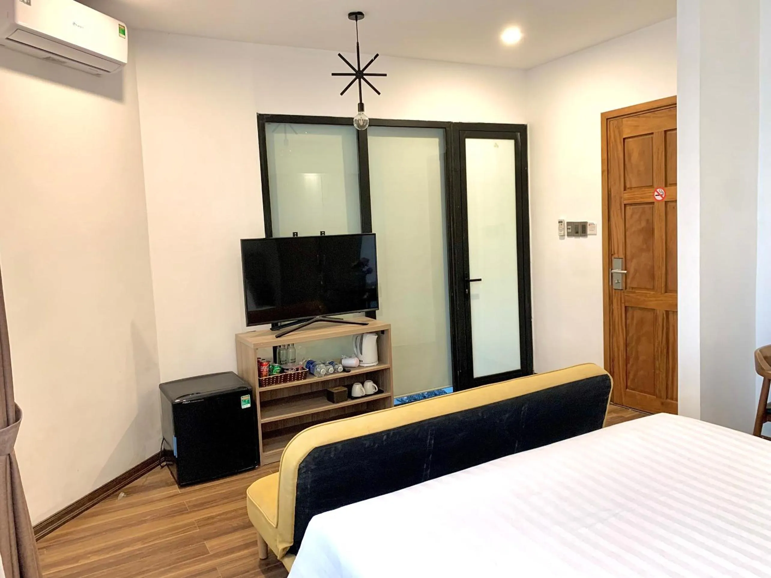 TV and multimedia, Bed in SOLEIL HOSTEL