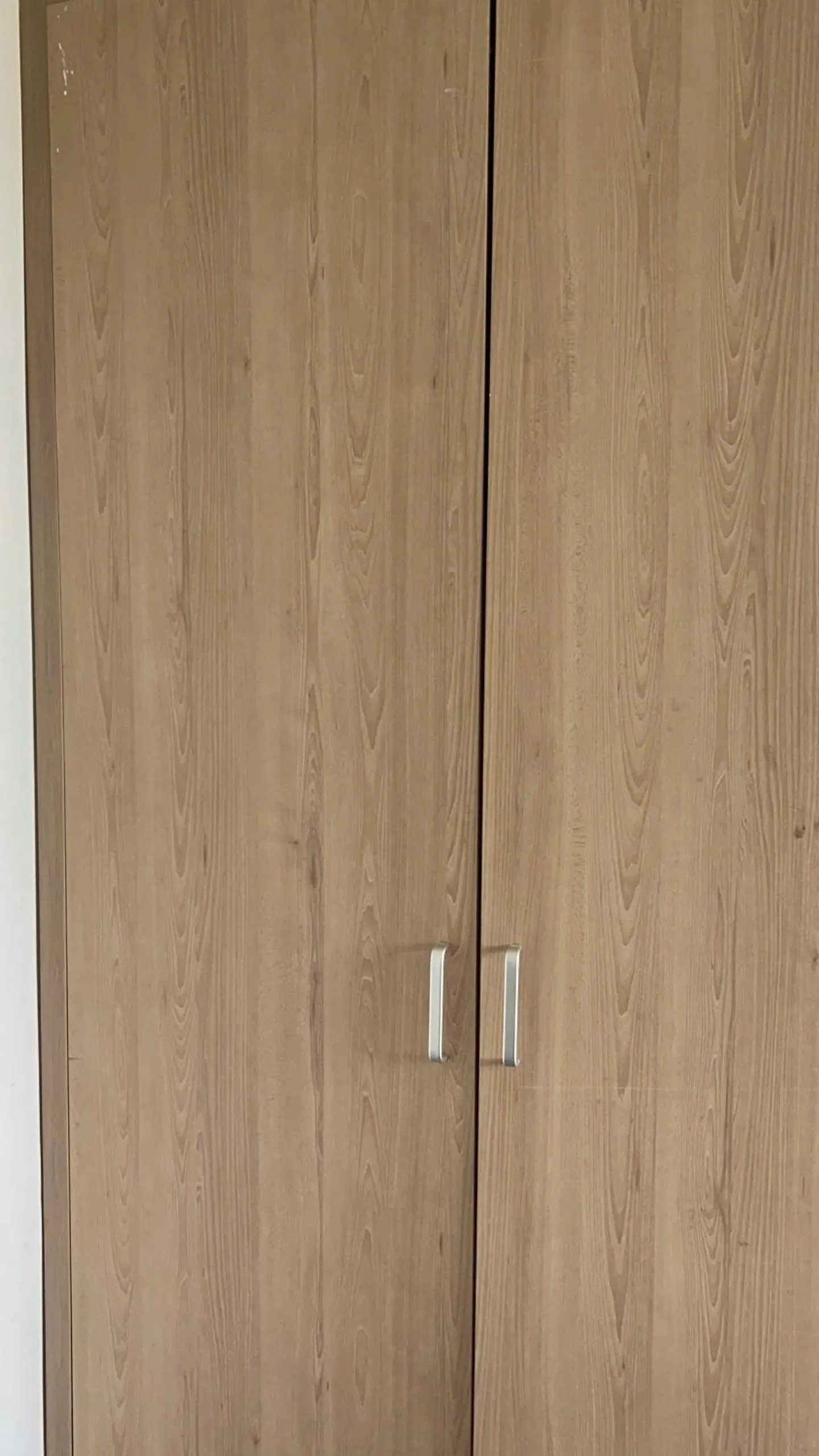 wardrobe in SOLEIL HOSTEL