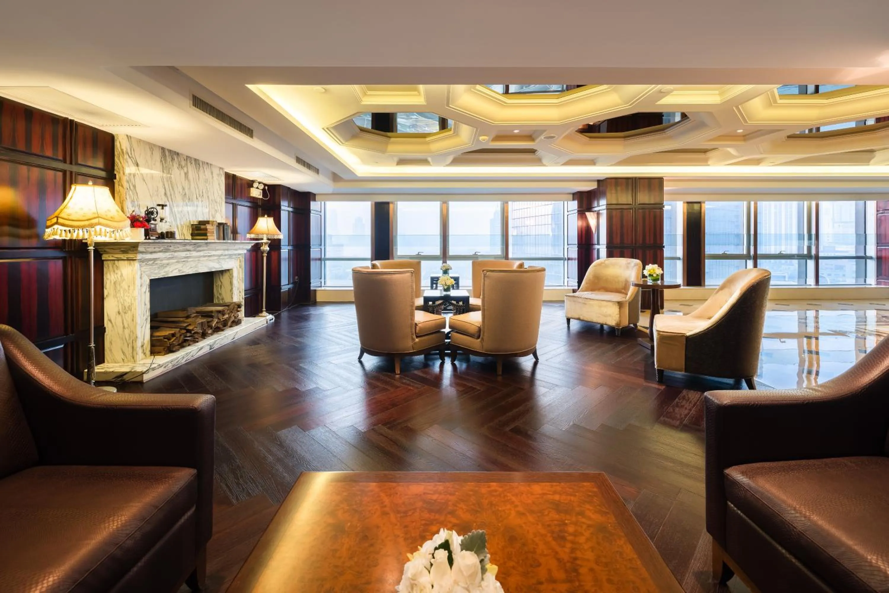 Paramount Gallery Hotel