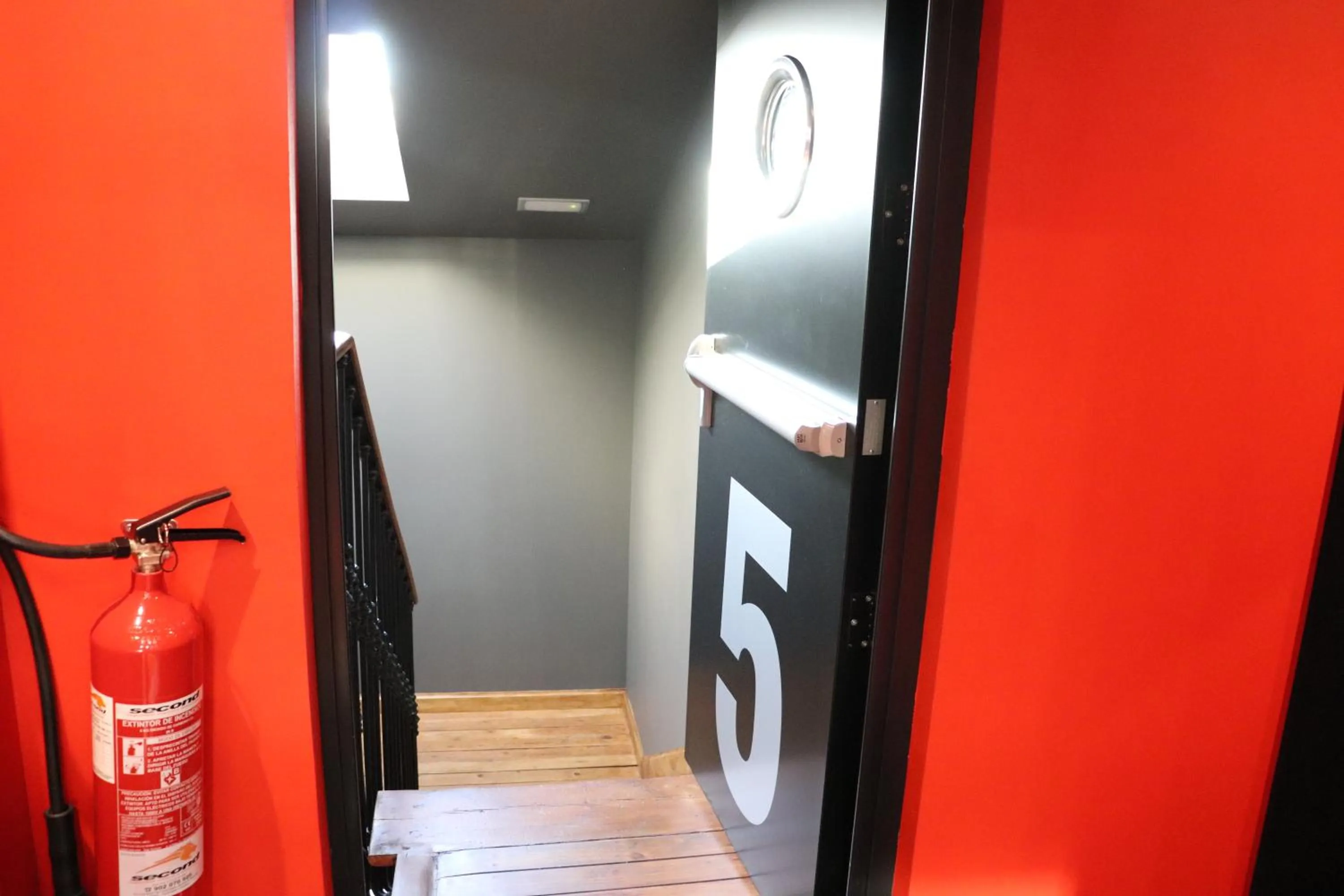 Other, TV/Entertainment Center in Hotelfreedom