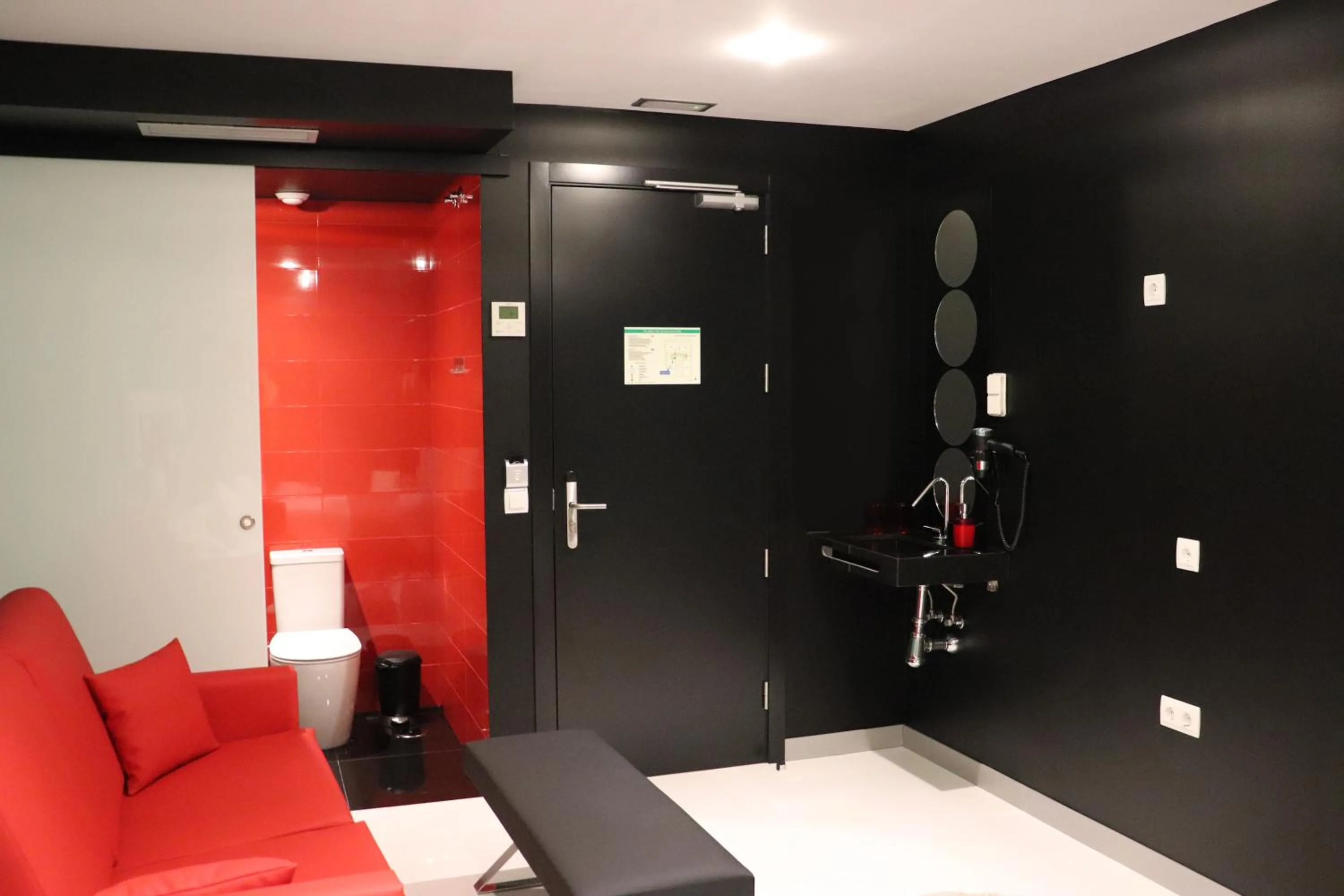 Photo of the whole room in Hotelfreedom