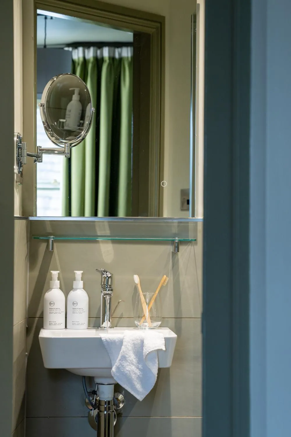 Bathroom in Royal Oak at Keswick