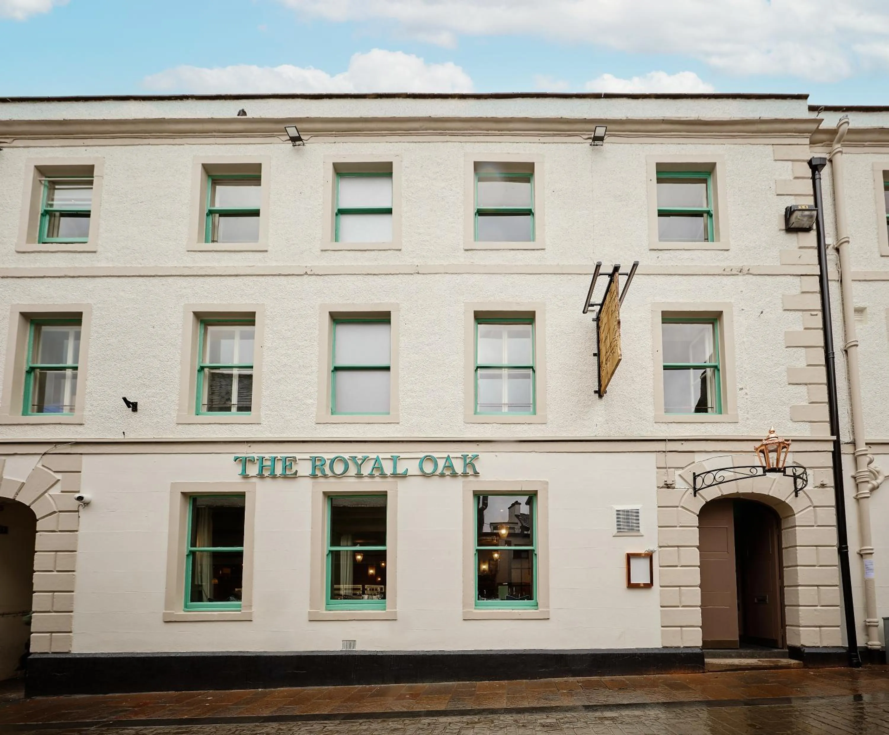 Property building in Royal Oak at Keswick