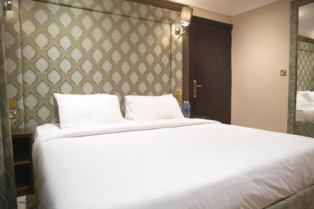 Bedroom, Bed in Terrace Furnished Apartments- Fintas1