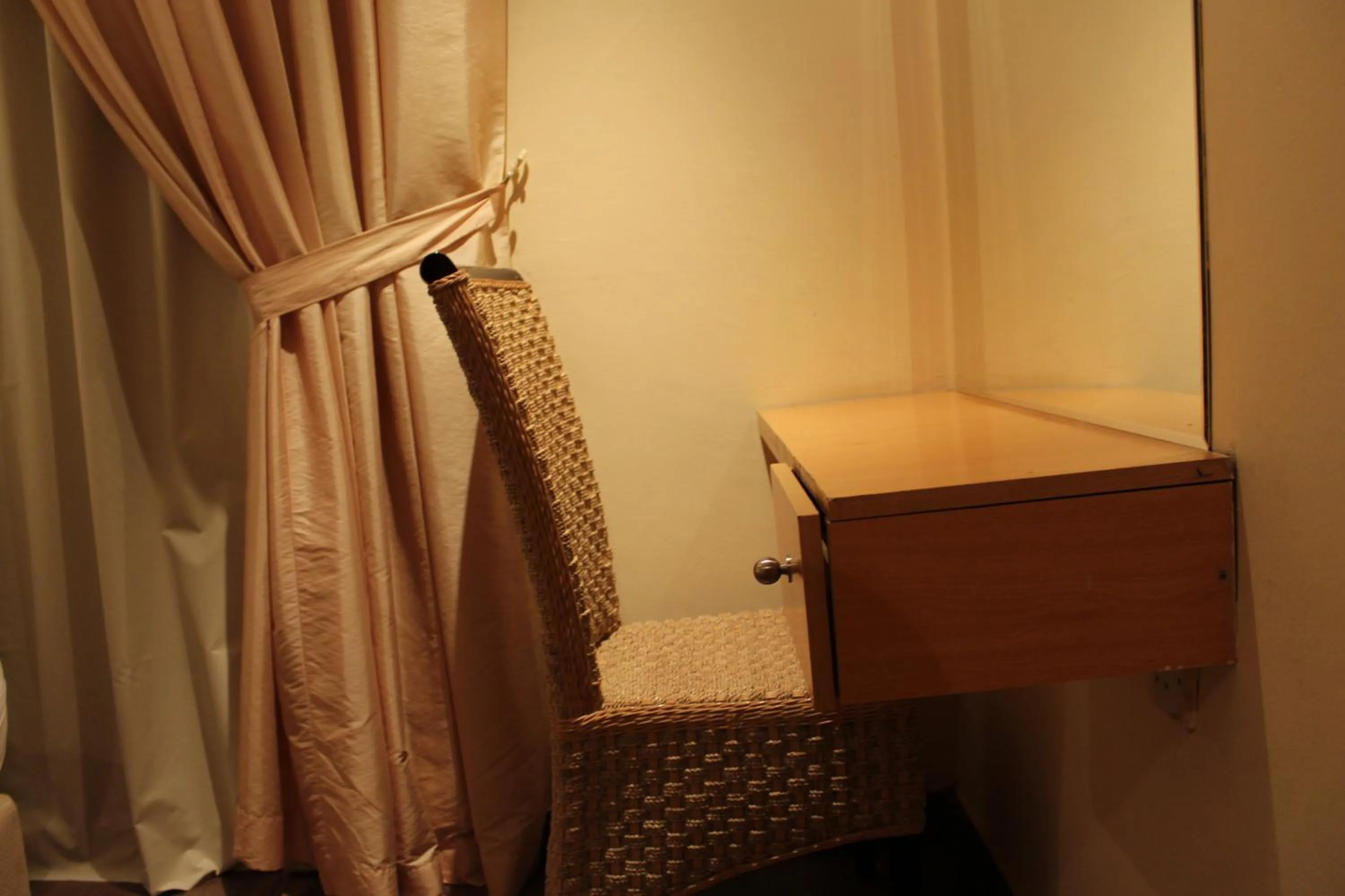 Decorative detail, Bed in Terrace Furnished Apartments- Fintas1