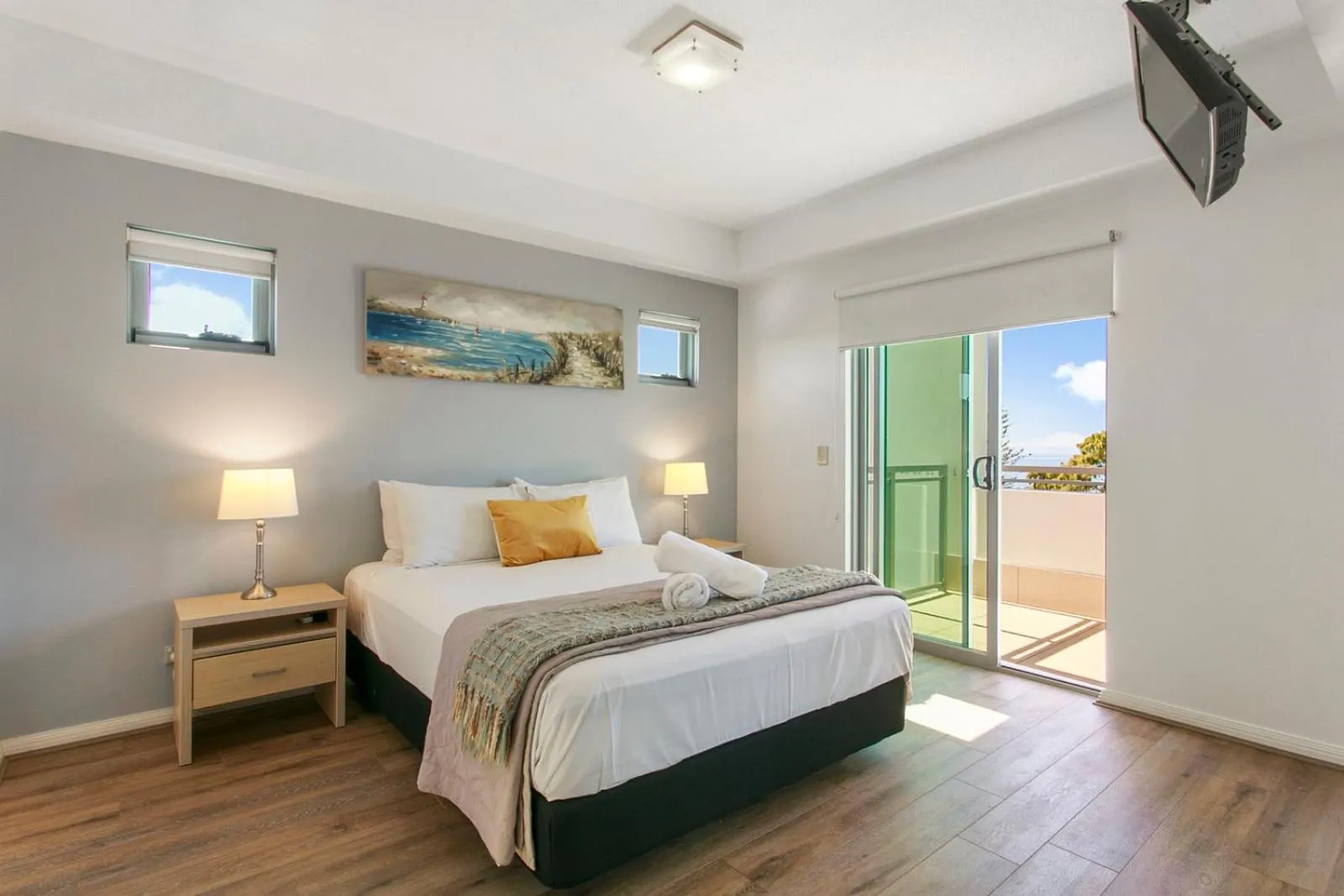 Bedroom, Bed in Proximity Waterfront Apartments