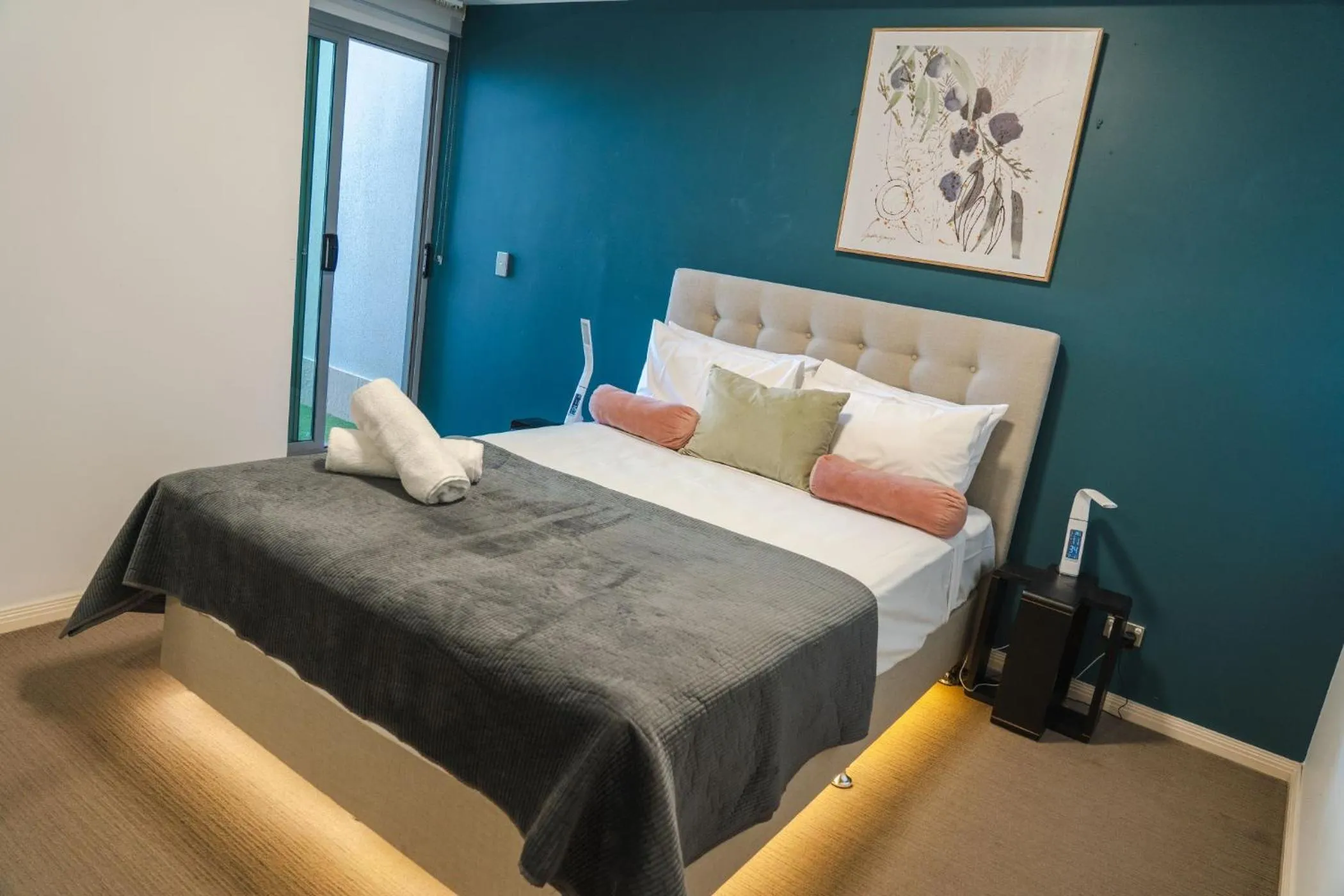 Bed in Proximity Waterfront Apartments