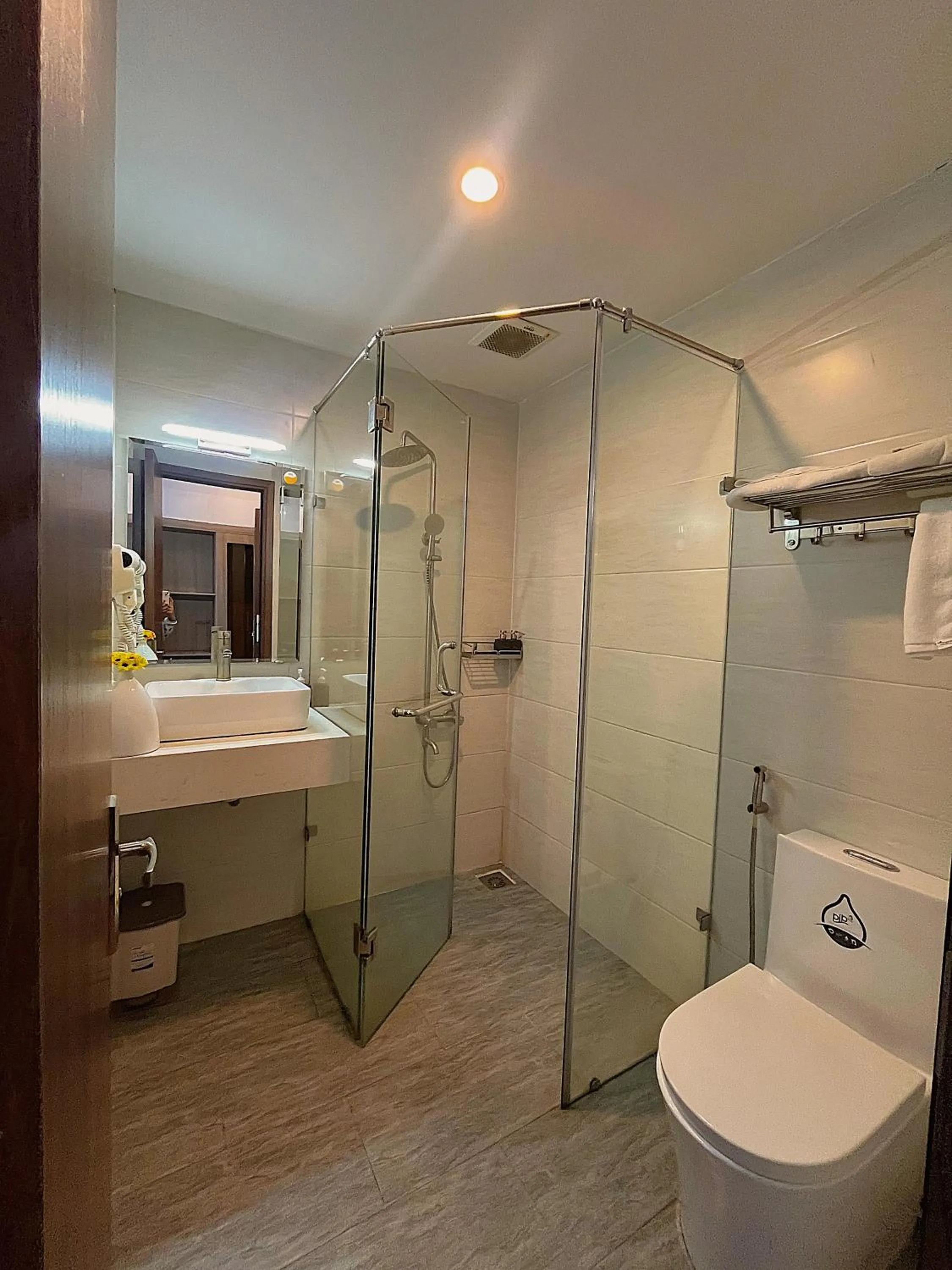 Toilet in Amia Dalat