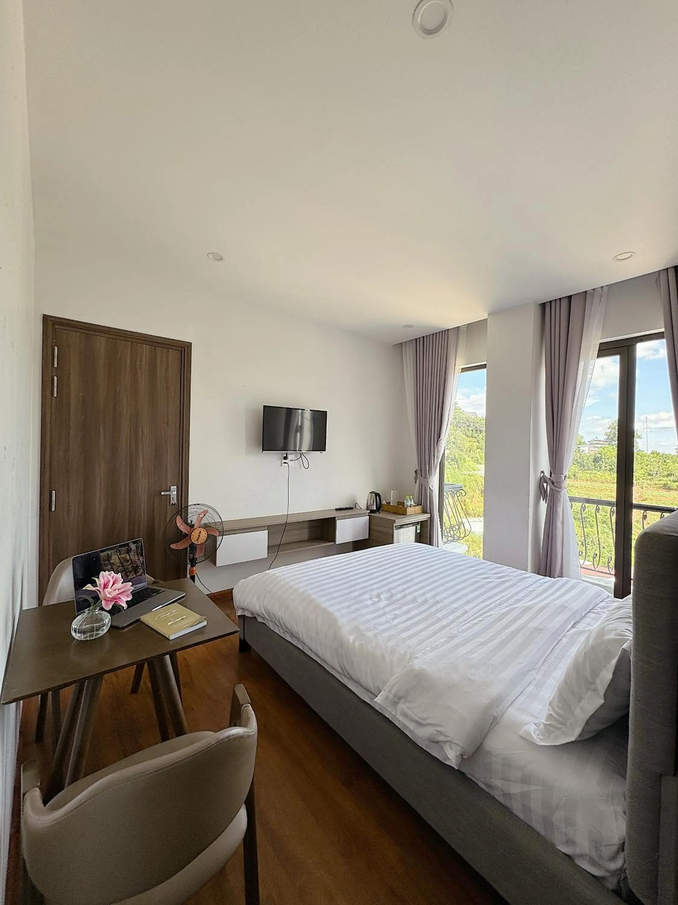 Bedroom, Bed in Amia Dalat