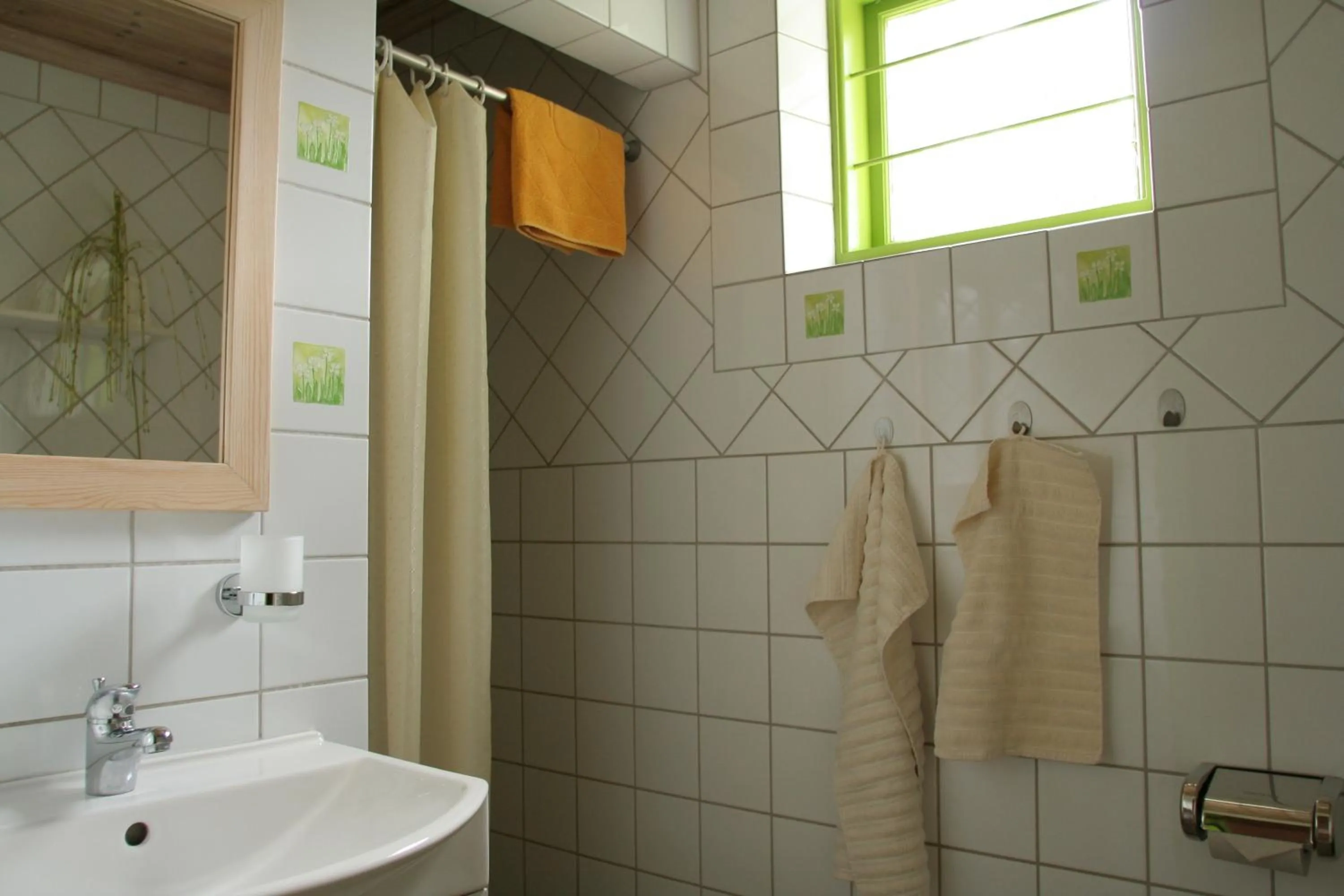 Shower in Bed & Breakfast Björkhyddan