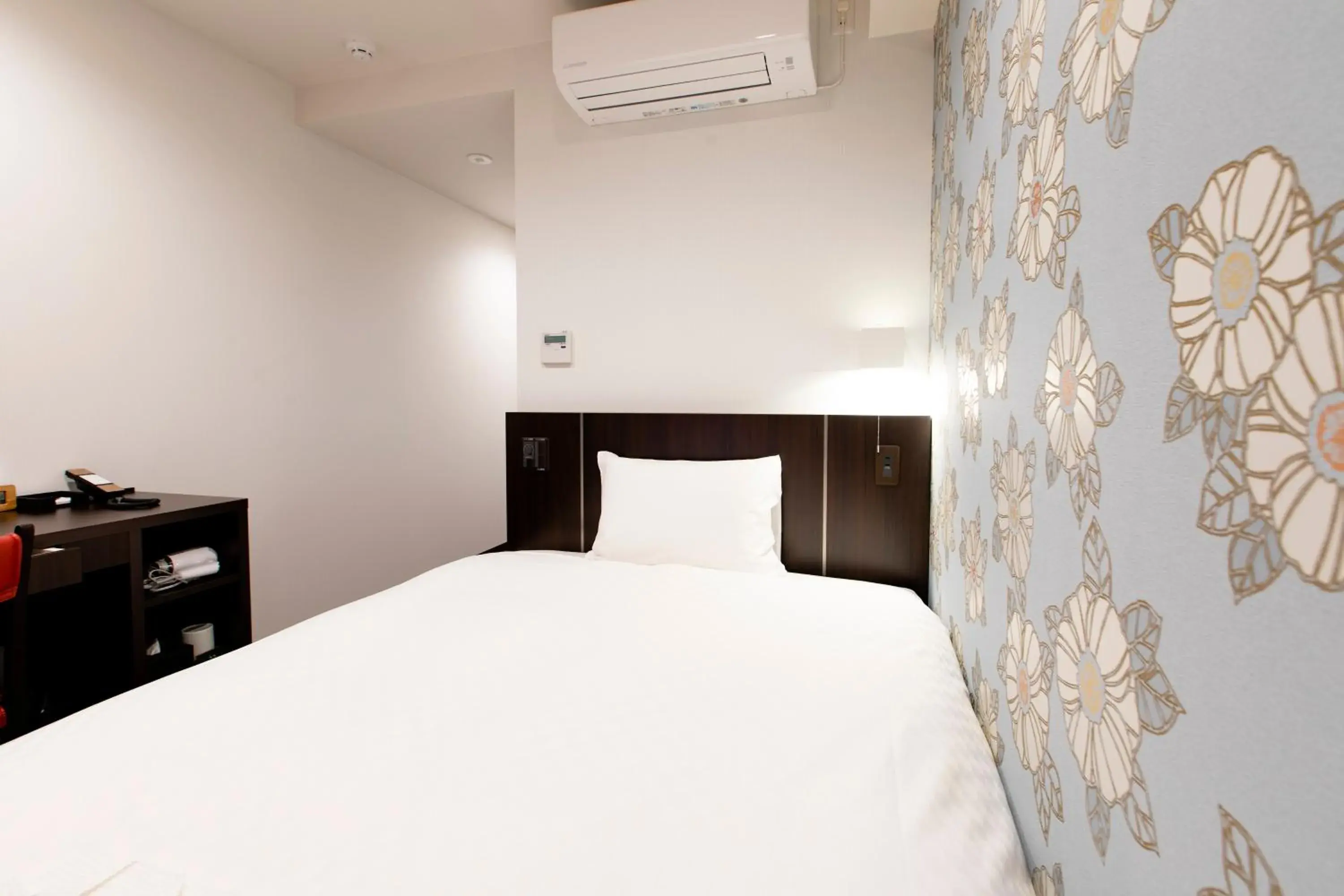 Photo of the whole room, Bed in Hotel Wing International Tokyo Akabane Photo of the whole room, Bed in Hotel Wing International Tokyo Akabane