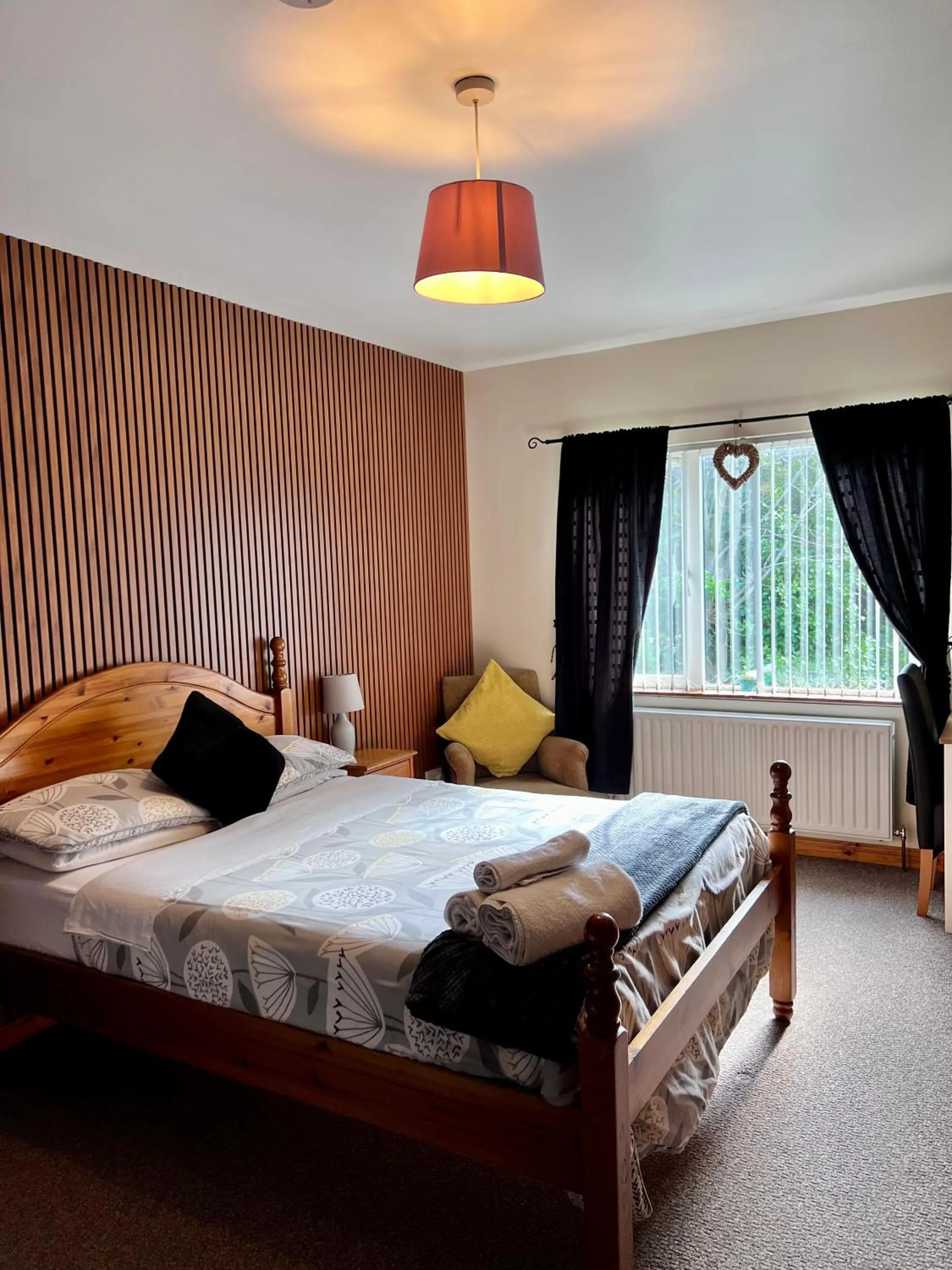 Bedroom, Bed in Ashfield Bed & Breakfast