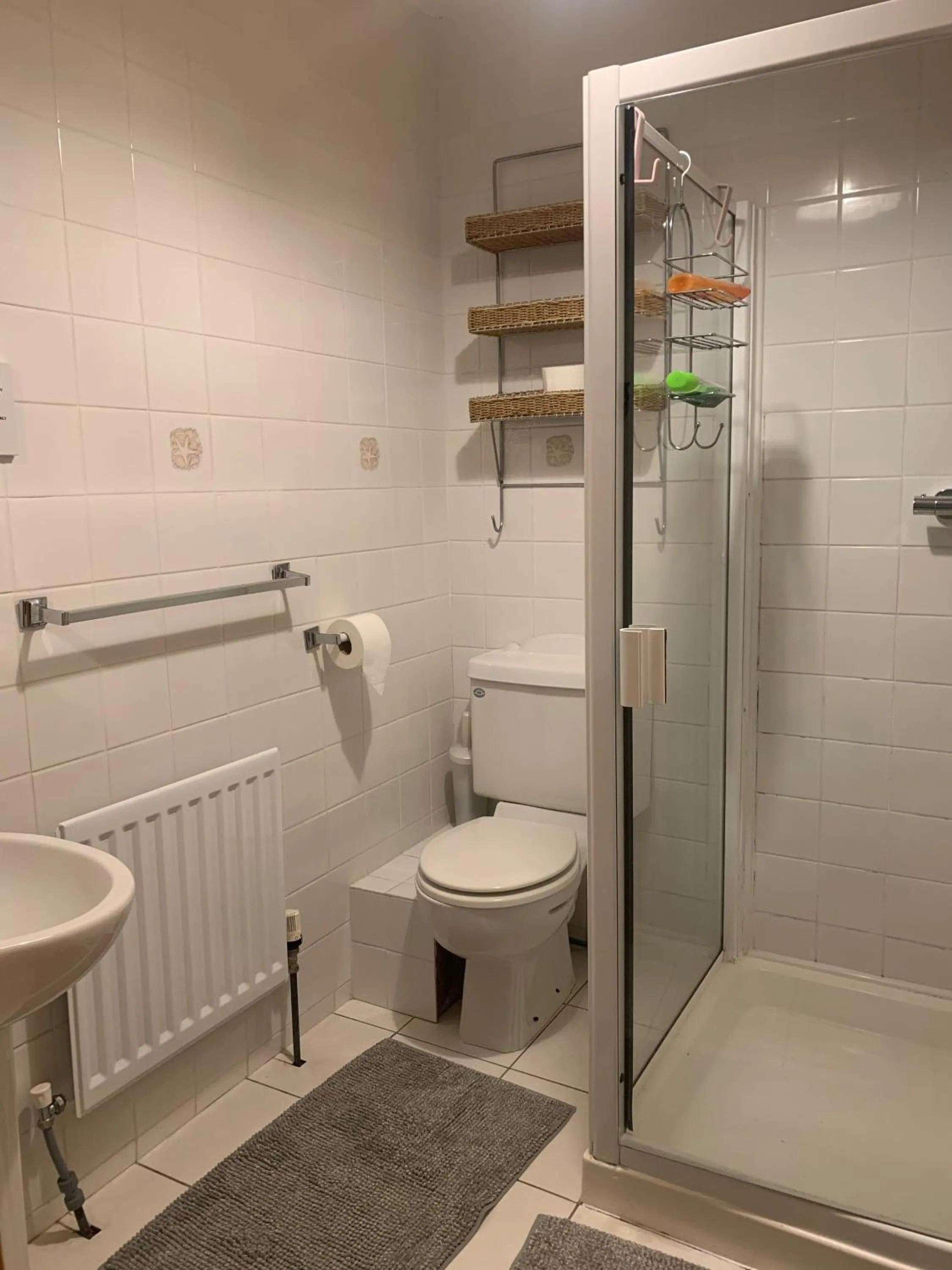 Bathroom in Ashfield Bed & Breakfast