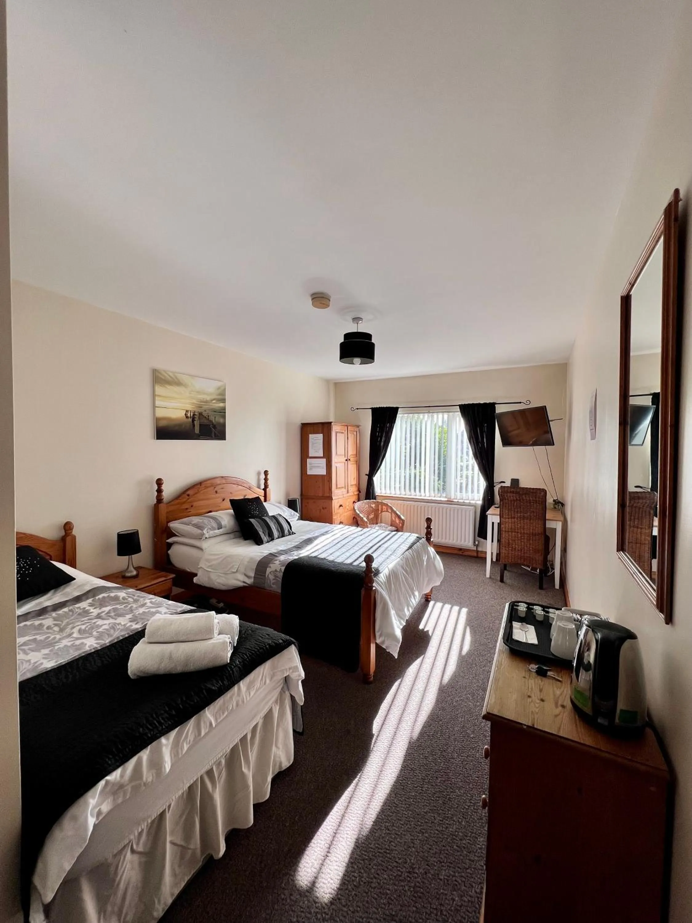 Bedroom, Bed in Ashfield Bed & Breakfast