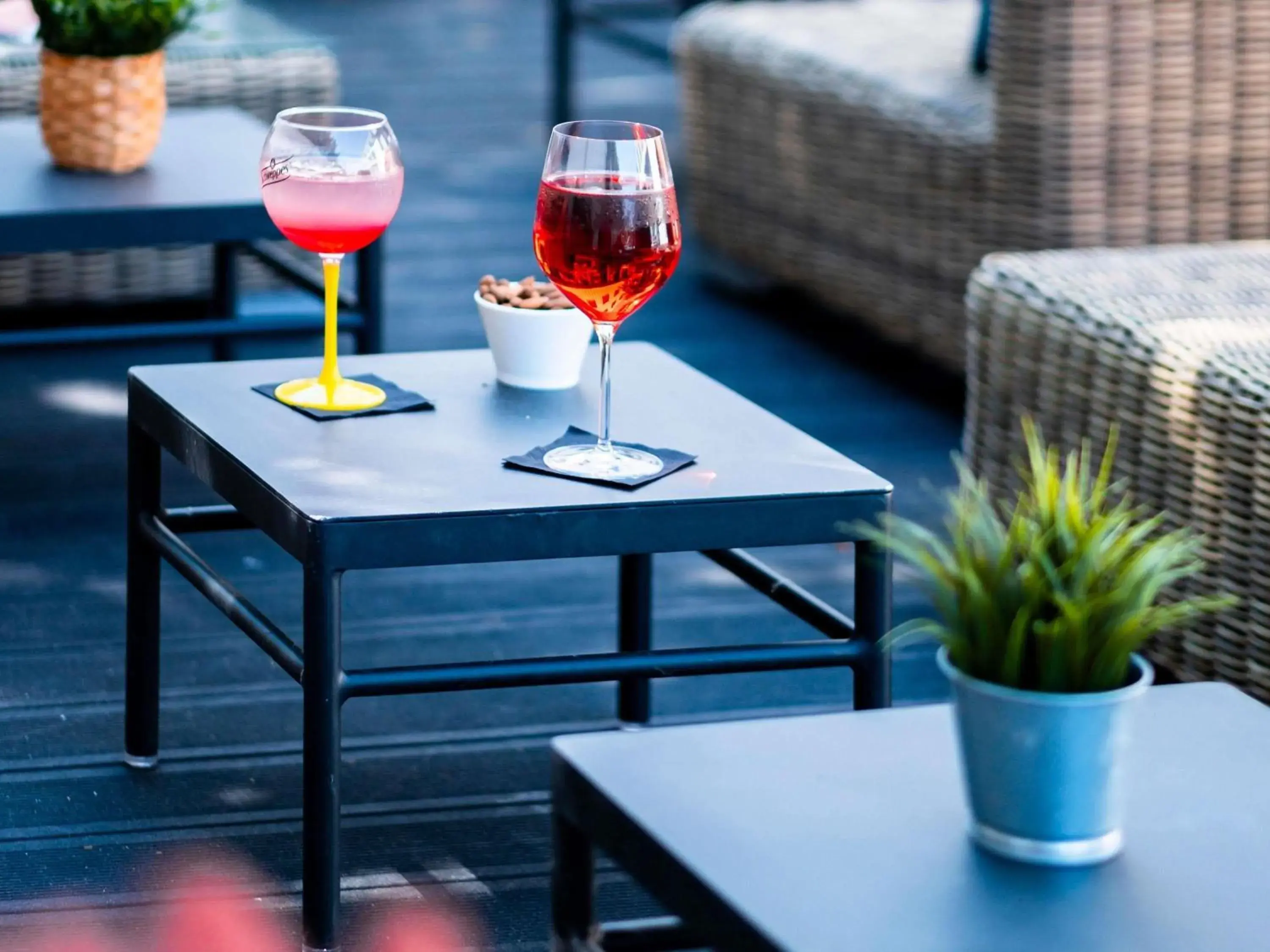 Lounge or bar in ibis Styles Quiberon Centre Lounge or bar in ibis Styles Quiberon Centre