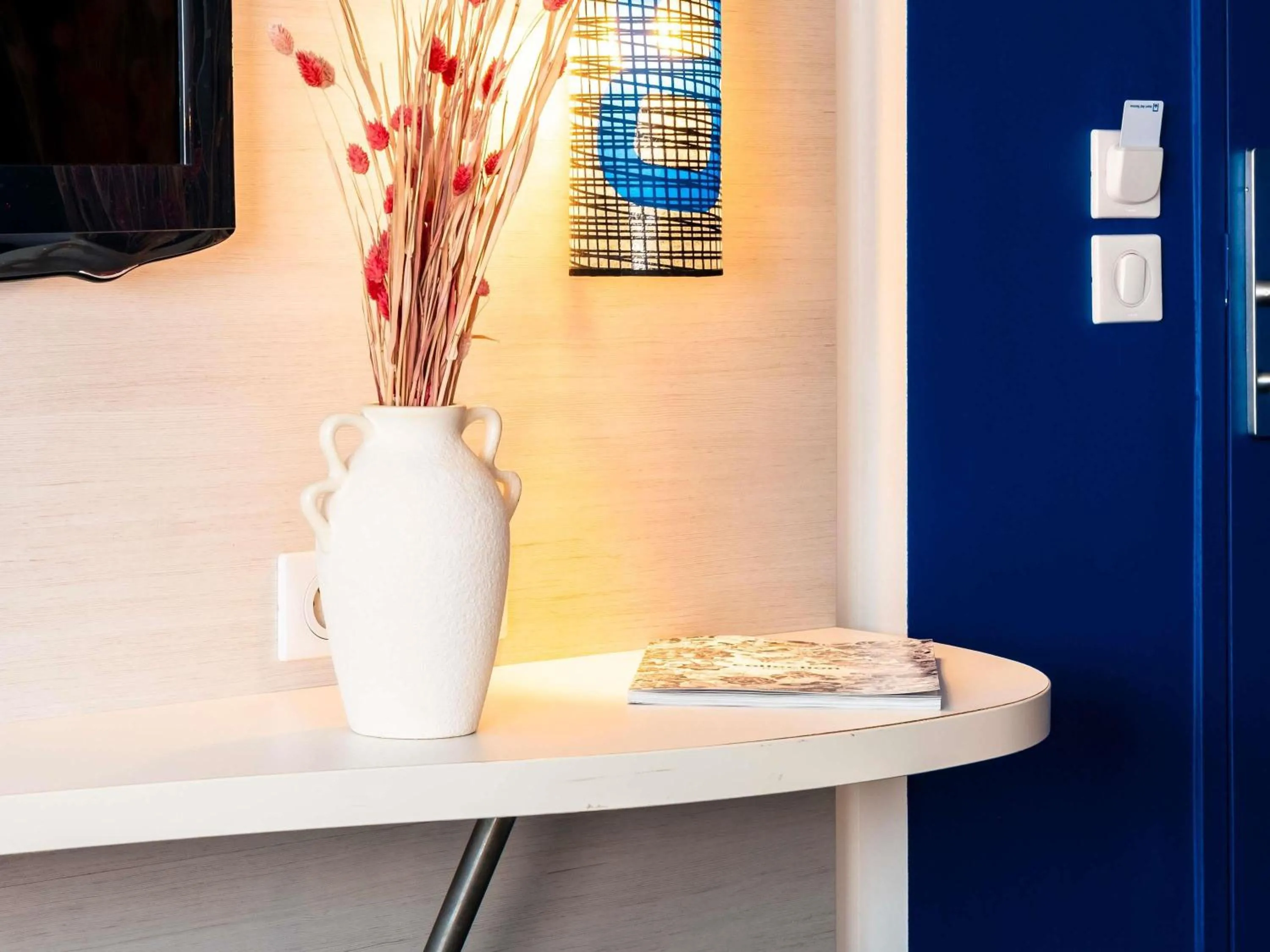 Bedroom in ibis Styles Quiberon Centre